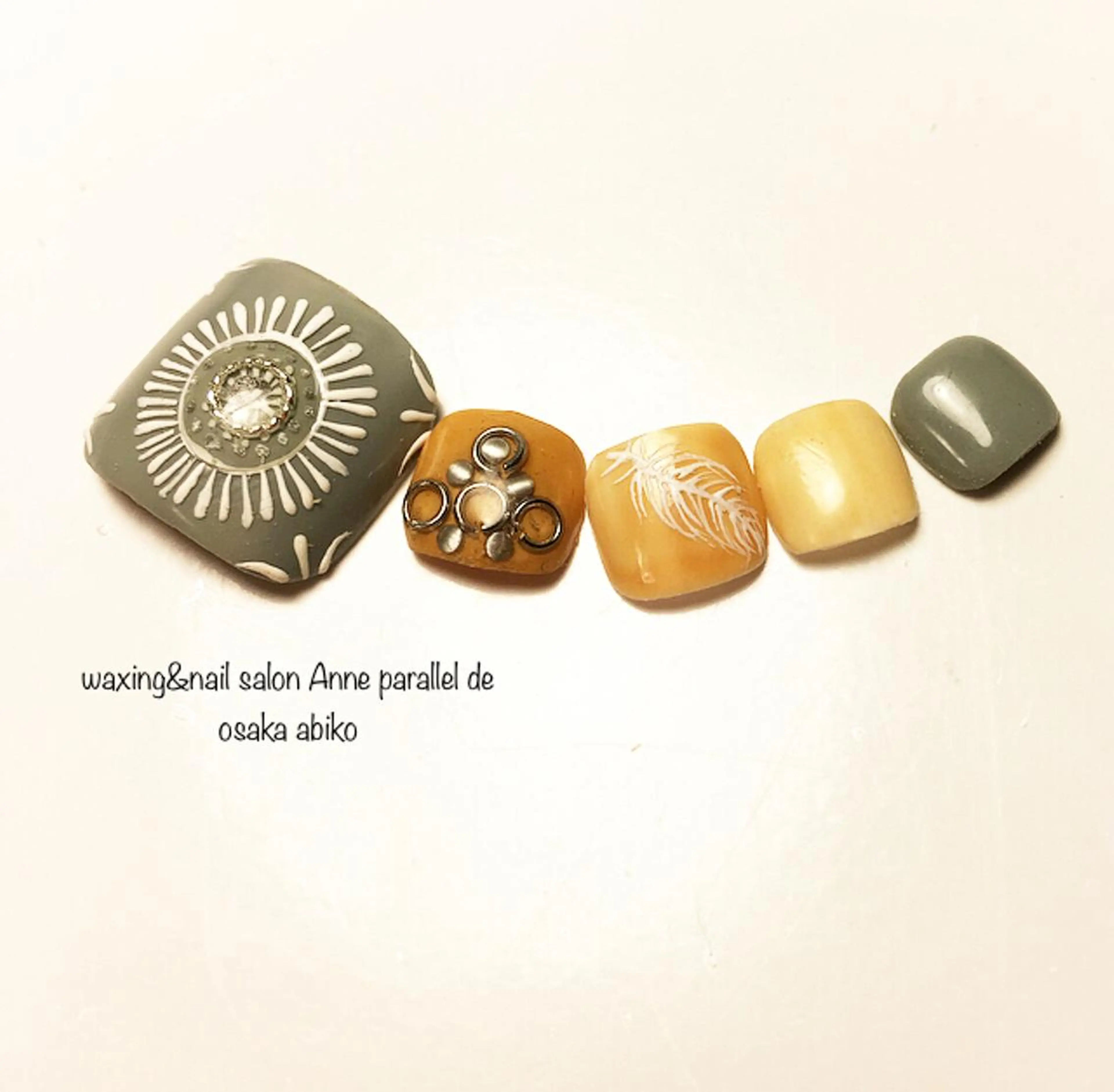 ネイル アートネイル 中村 翠のネイルデザイン