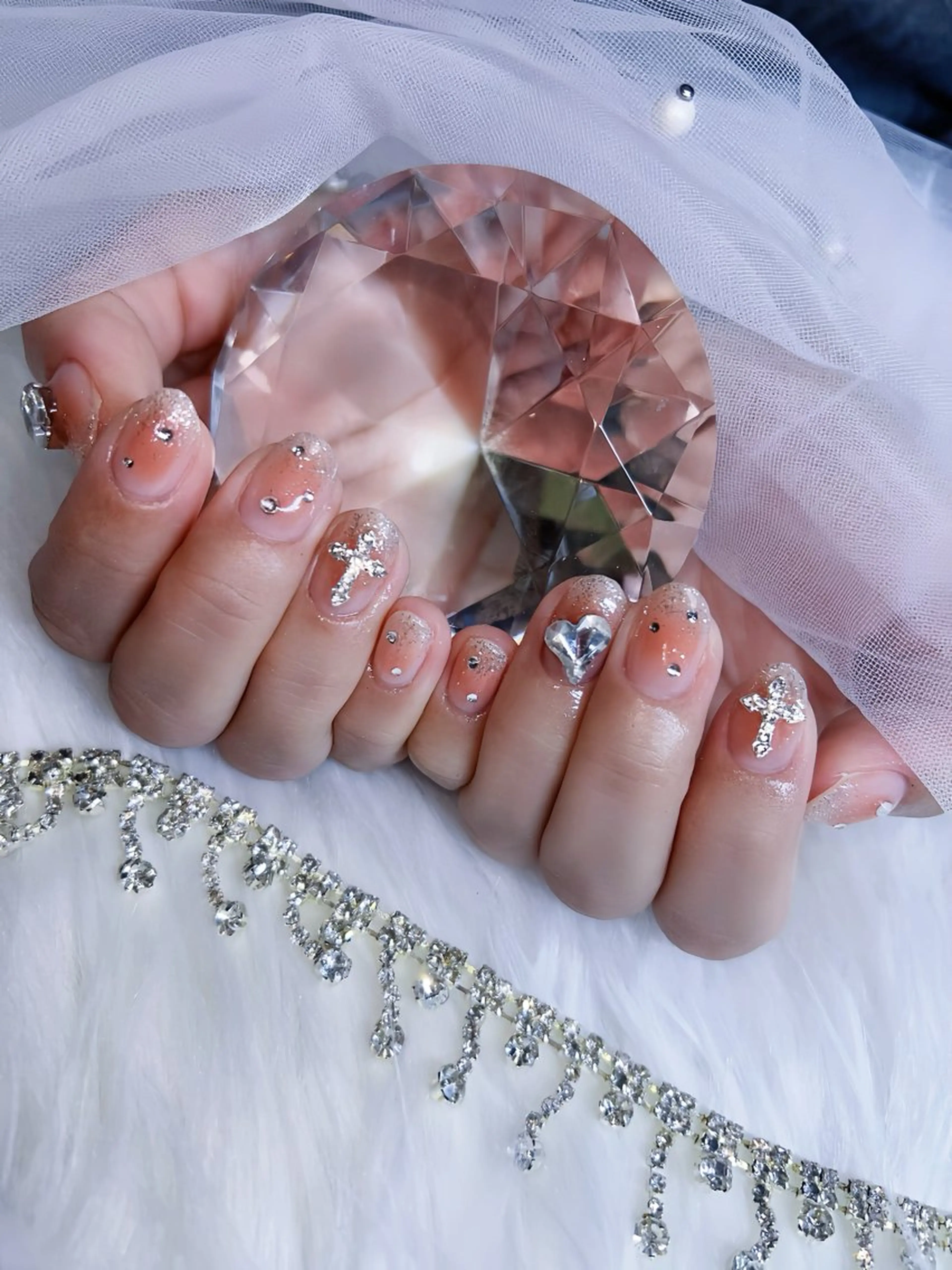 ネイル チークネイル キラキラネイル ハンドネイル Nail salon suu所属・Nail salon suuのネイルデザイン