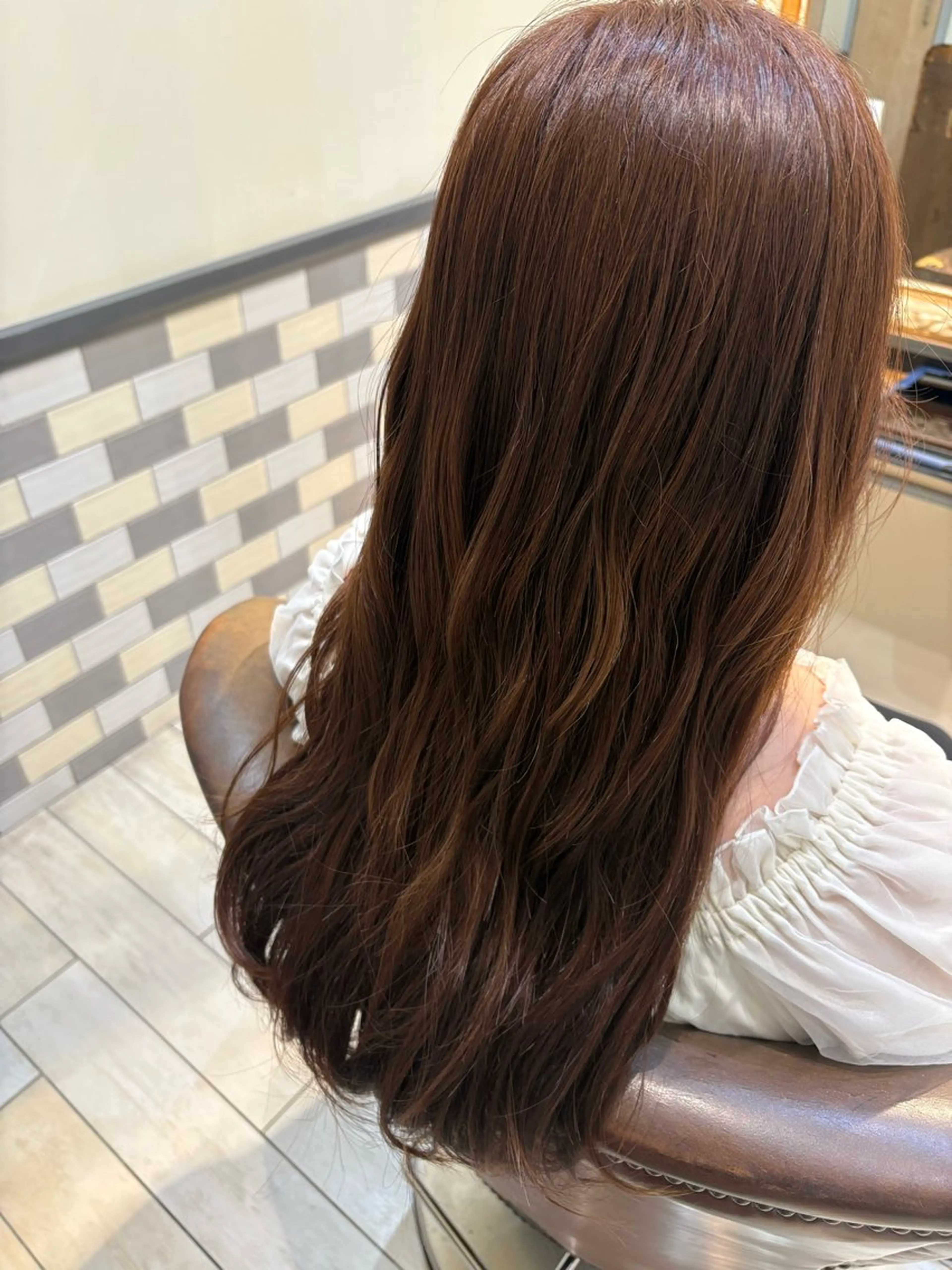 ロング カラー ヘアカラー トリートメント SUZUKI AIRIのヘアスタイル