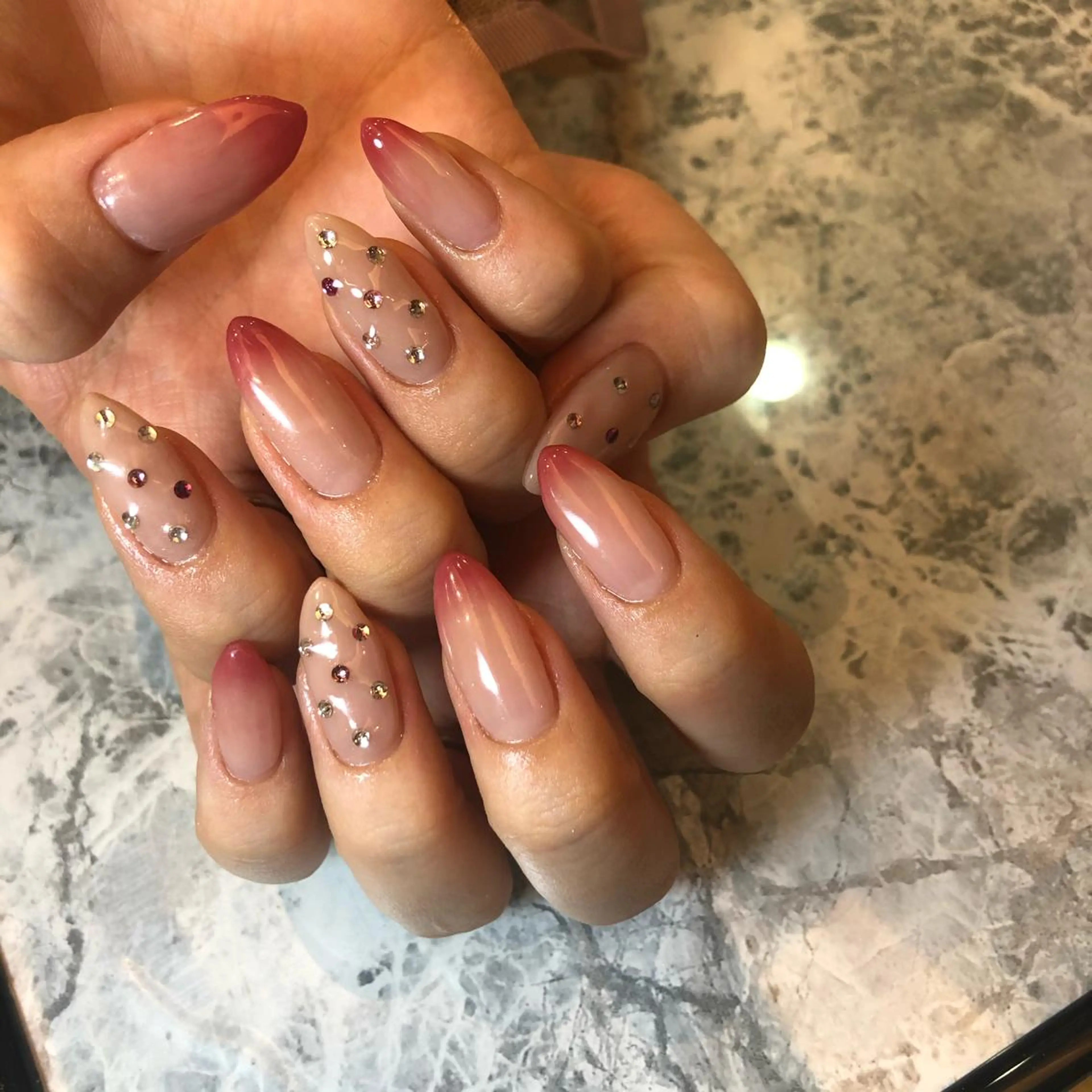 ネイル ハンドネイル 河野 弥月のネイルデザイン