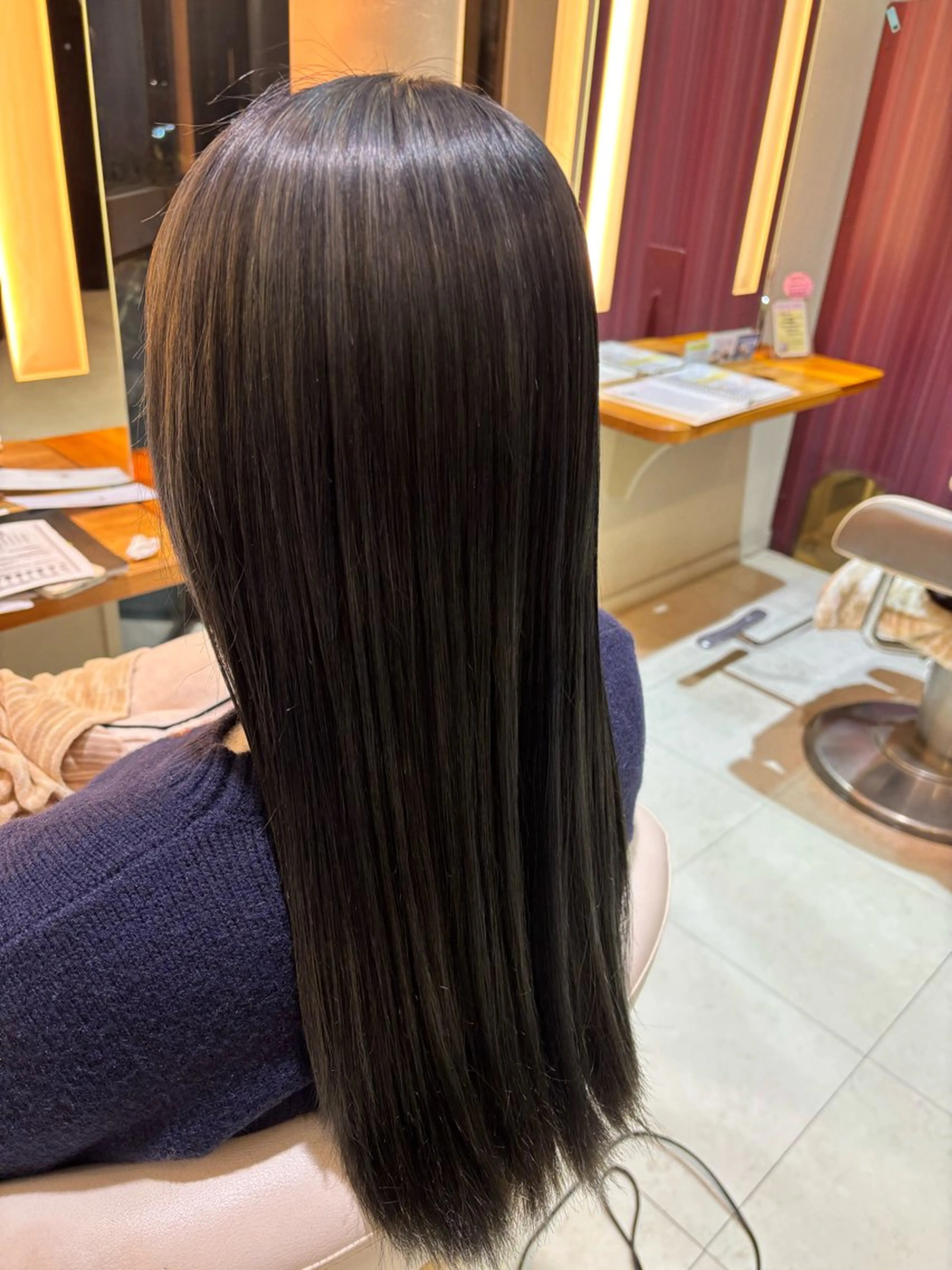 カラー グレージュ オリーブグレージュ オリーブグレー 五番街所属・美容室 五番街のヘアスタイル