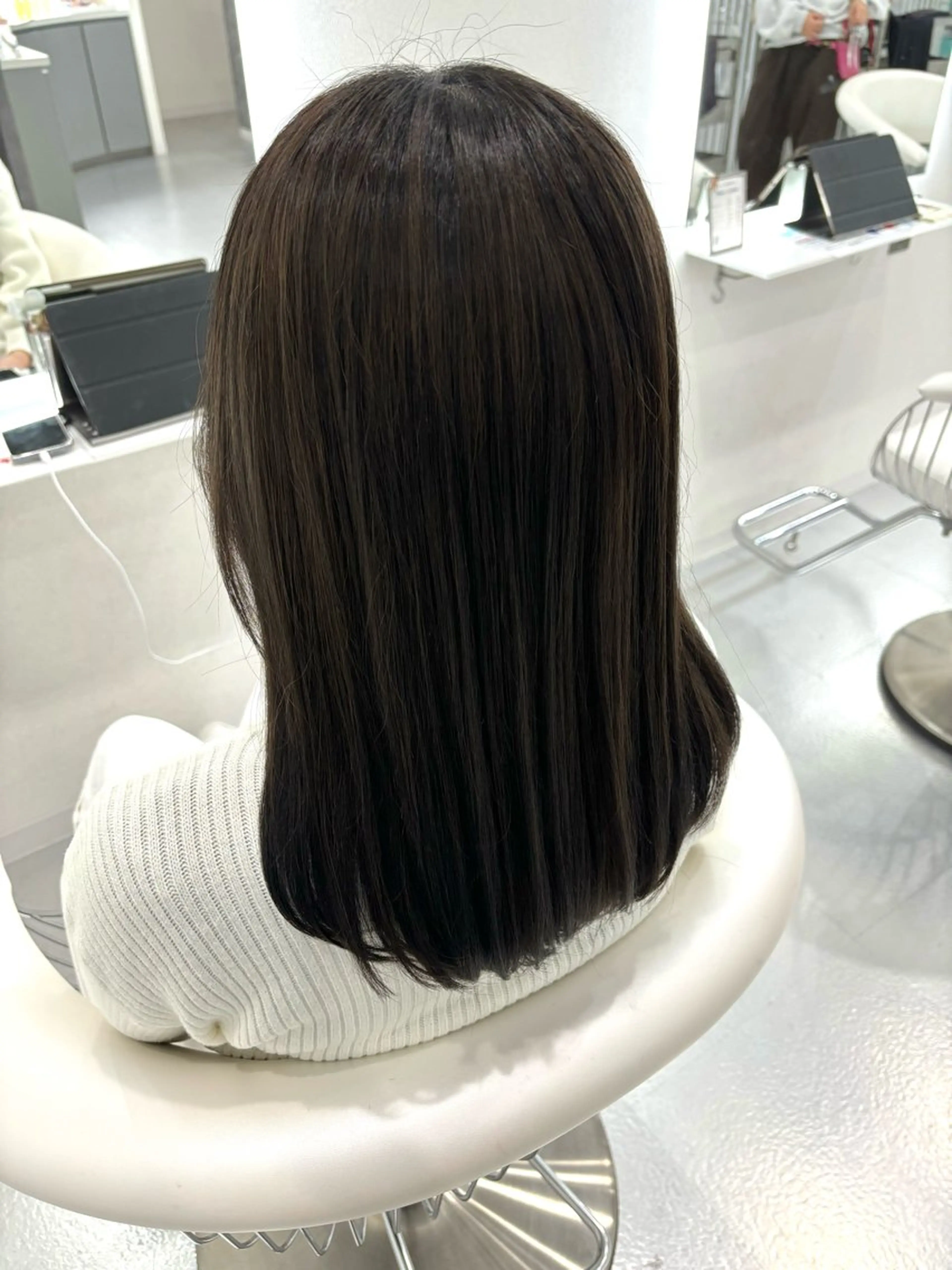 セミロング MoA cilue さつき（スタイリストのヘアスタイル