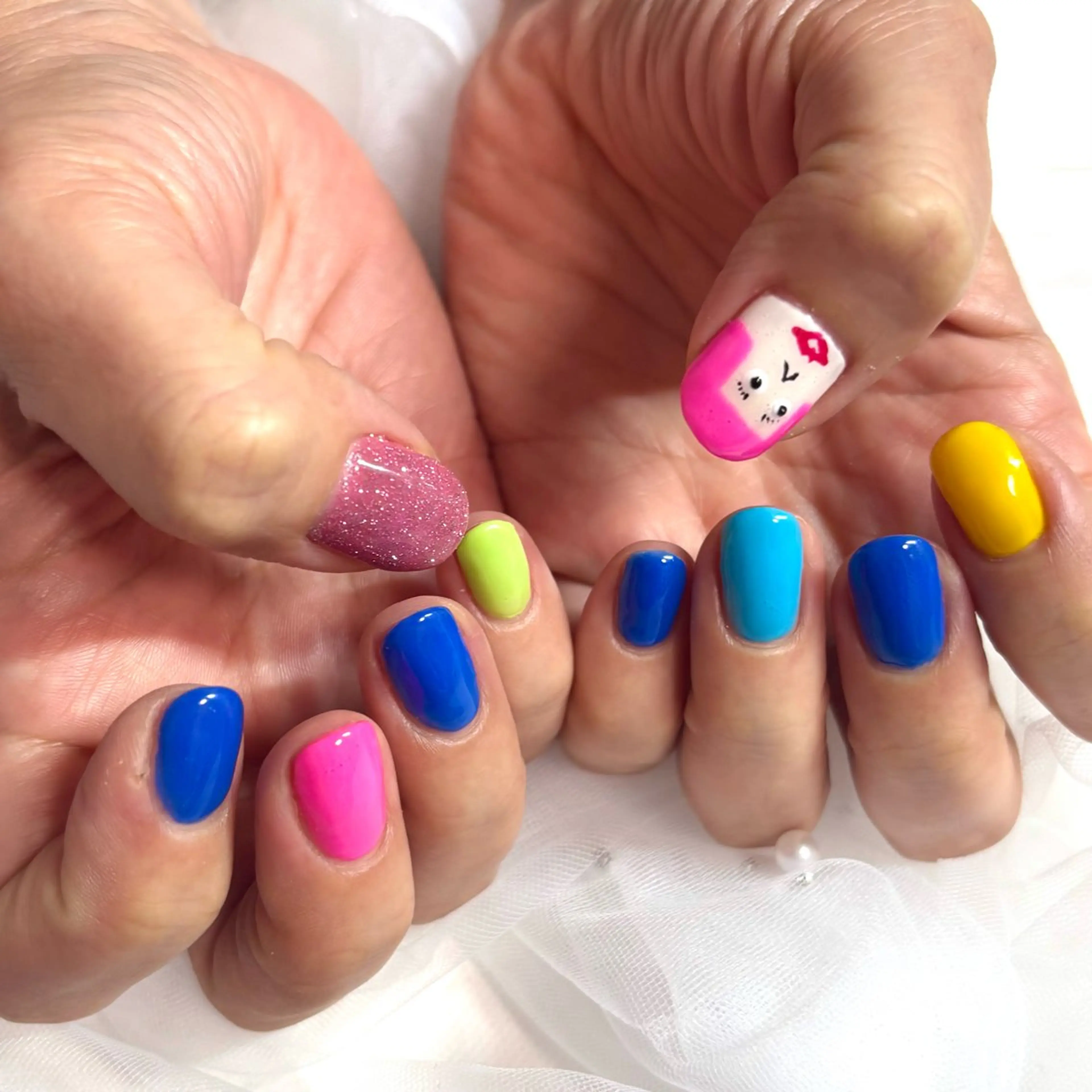 ネイル ハンドネイル ぽっぷん satomiのネイルデザイン