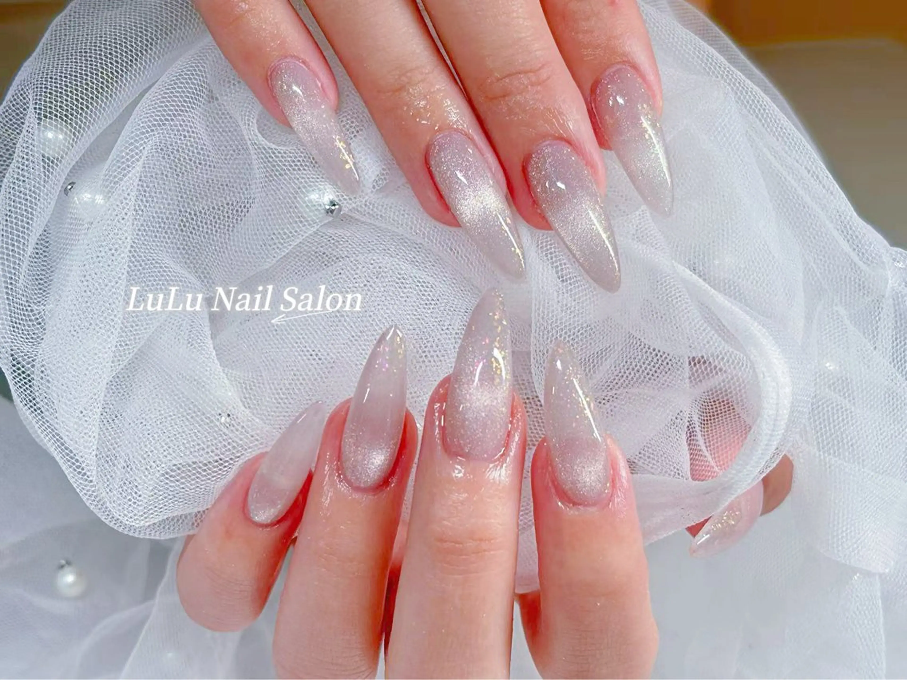 ネイル ハンドネイル LULU Nail  Salon 新宿所属・LU LU NailSalonのネイルデザイン