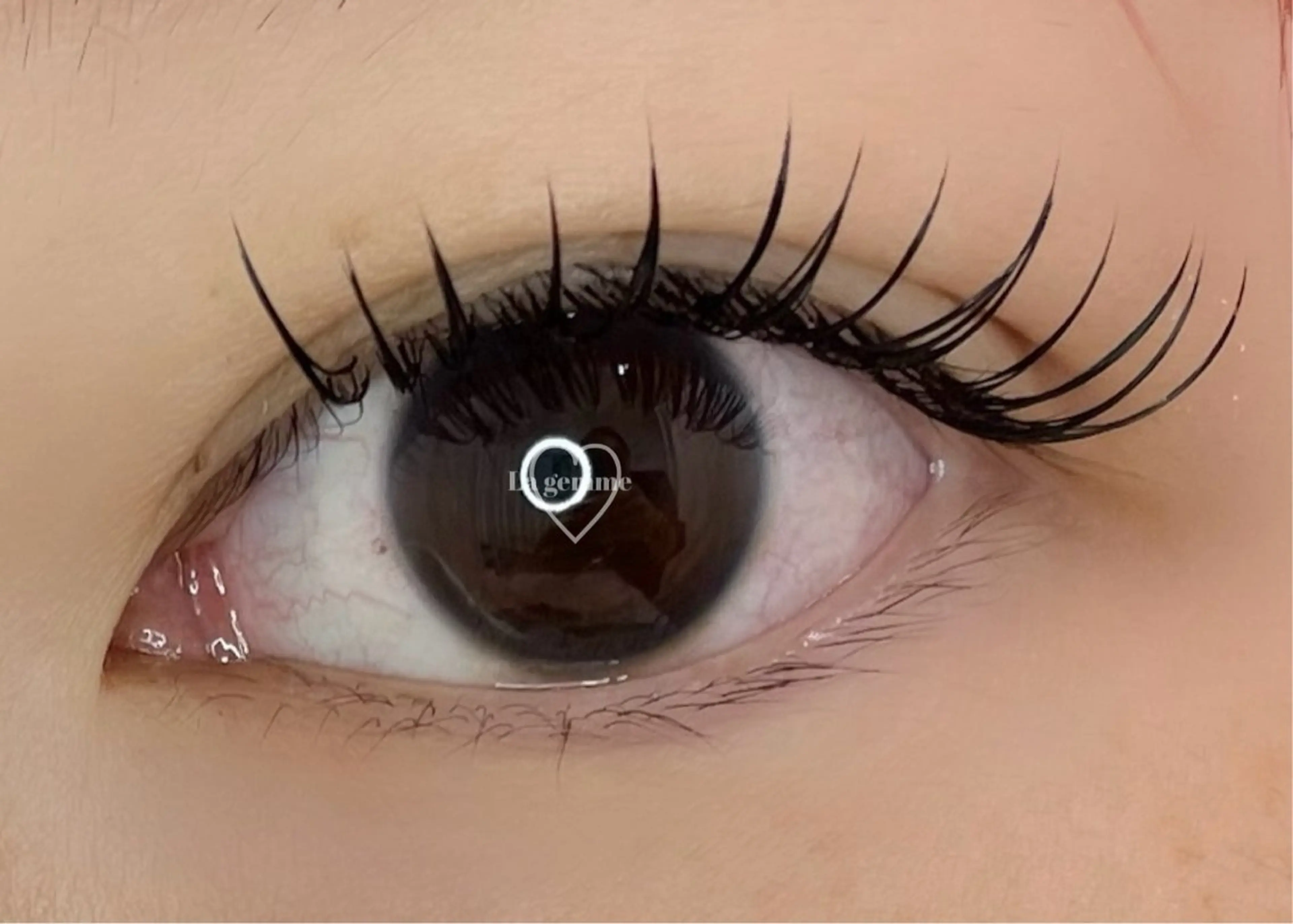 マツエク・マツパ フラットラッシュ 目尻長め La gemme所属・La gemme💍 Tanahashiのマツエク・マツパデザイン