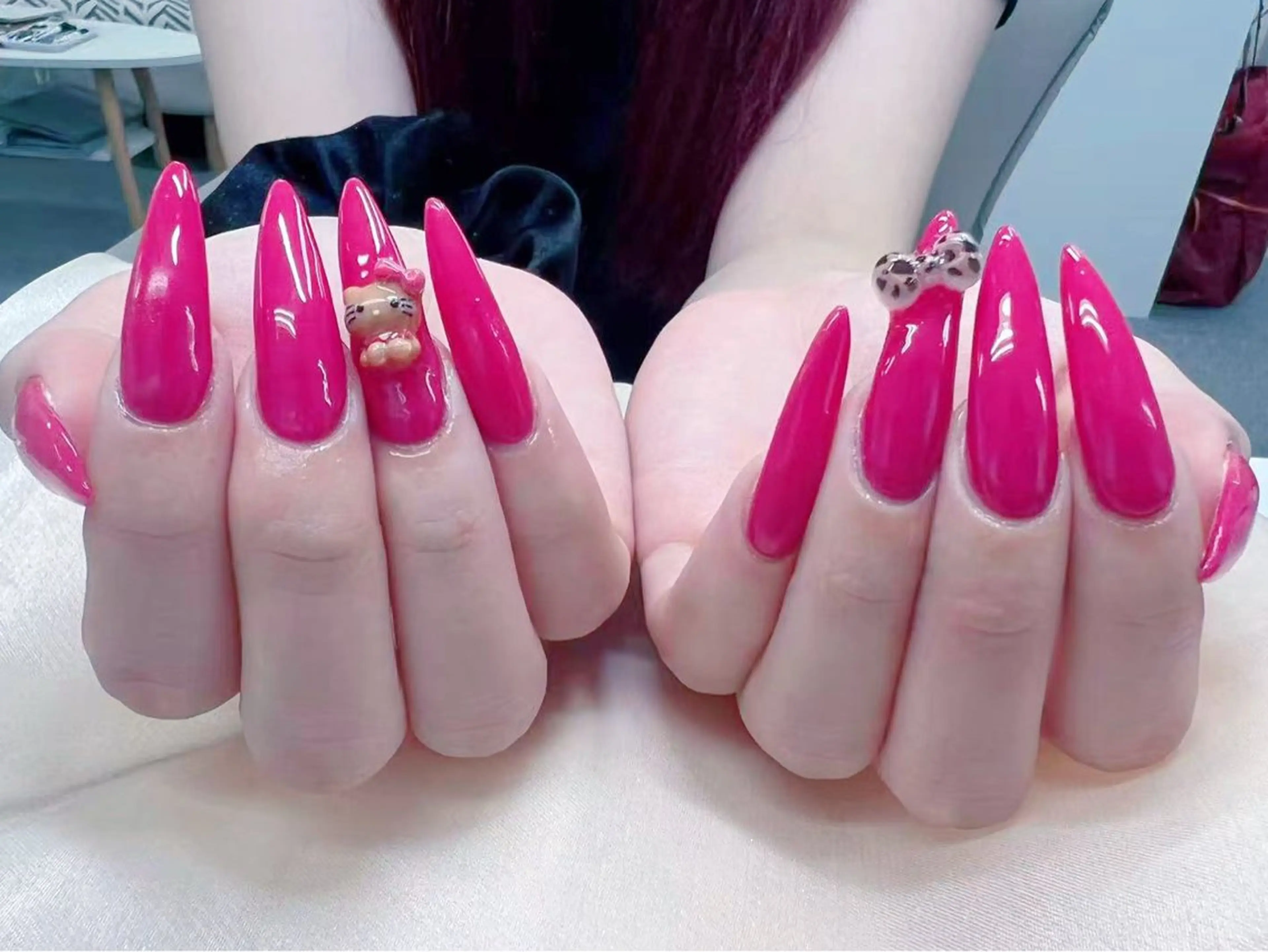 ネイル アートネイル チークネイル 長さ出し フットネイル ジェルネイル ハンドネイル ハンドケア ラッキーネイルサロン 西川口東口店のネイルデザイン