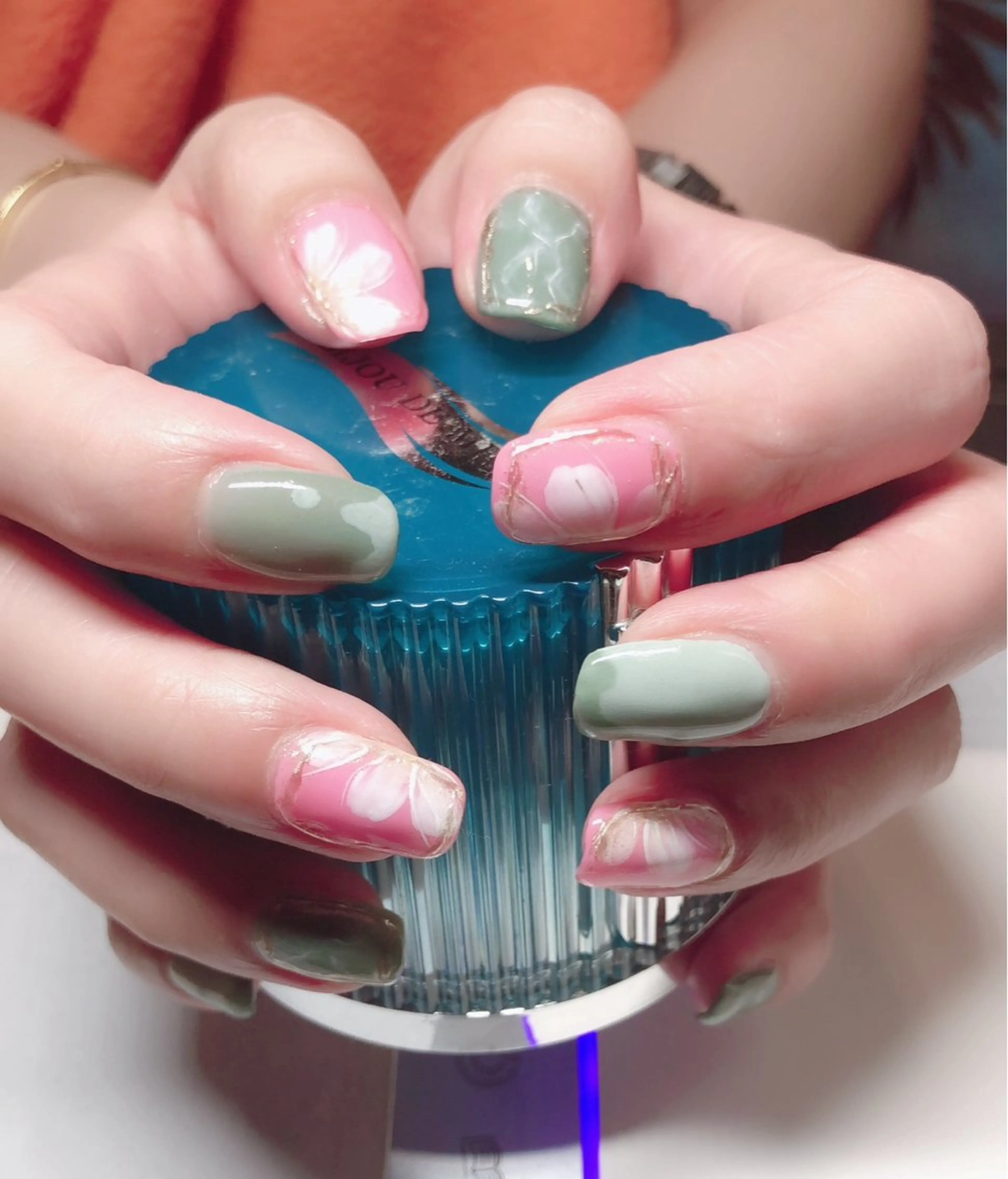 ネイル ハンドネイル KARI ネイルサロンのネイルデザイン