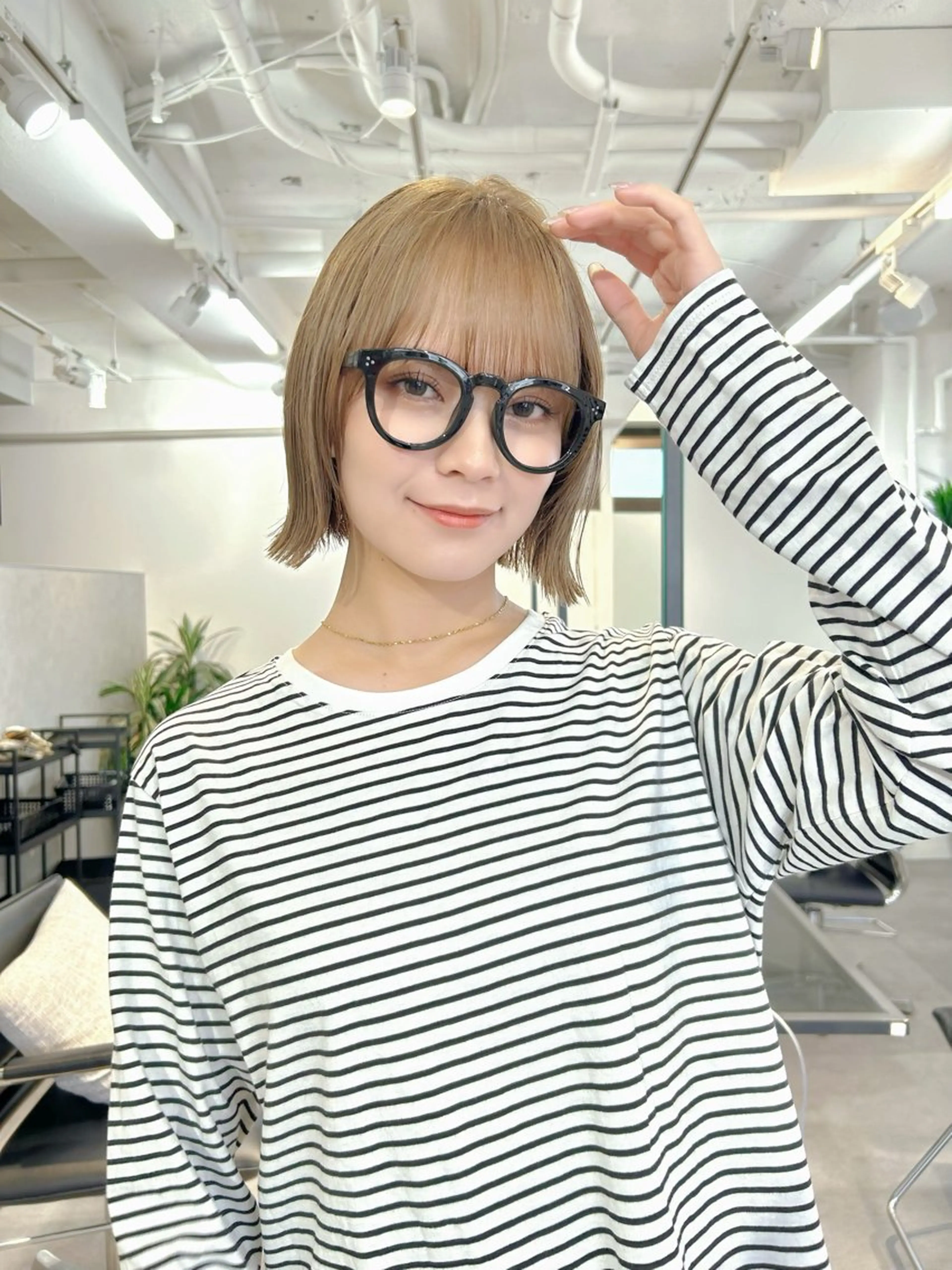 ショート カラー ボブ くびれヘア 外ハネヘア カット ヘアカラー 池袋ボブ/美髪 縮毛矯正taigaのヘアスタイル