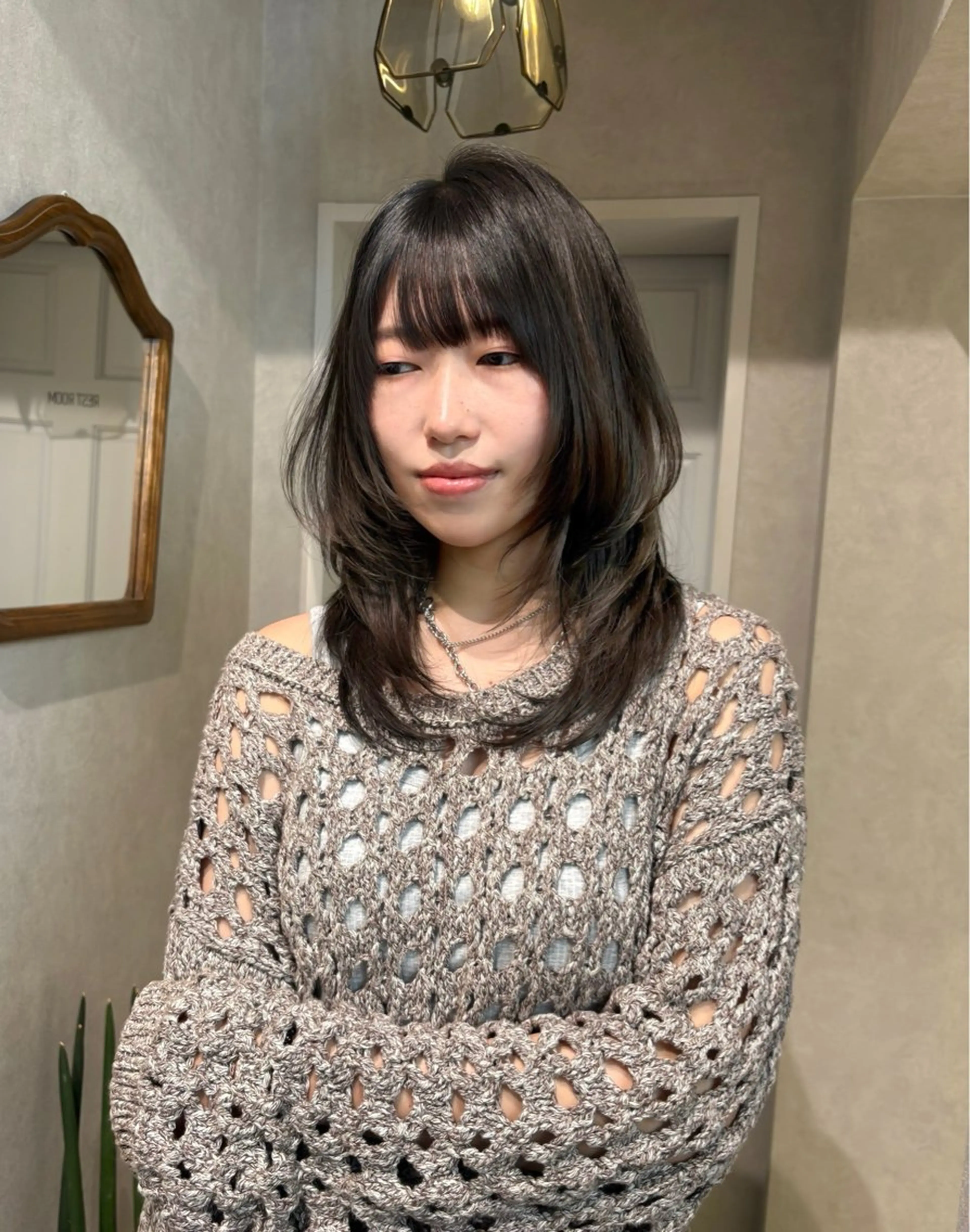 セミロング レイヤーカット カット 艶ハイトーン/ 輝保🤍✨のヘアスタイル