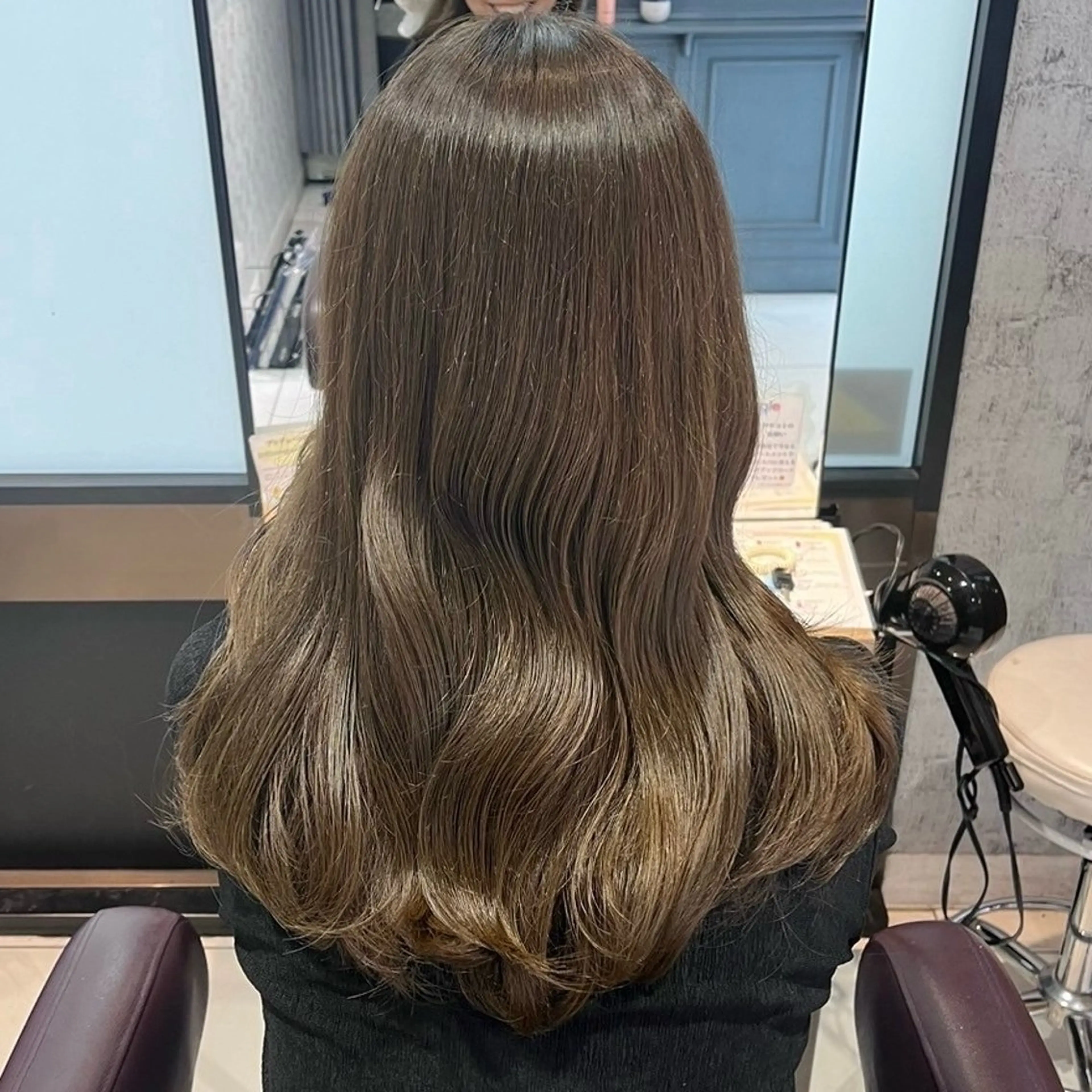 セミロング カラー カット ヘアカラー 🩰モテ艶girly ヘア🪽彩香‎🪡⟡のヘアスタイル