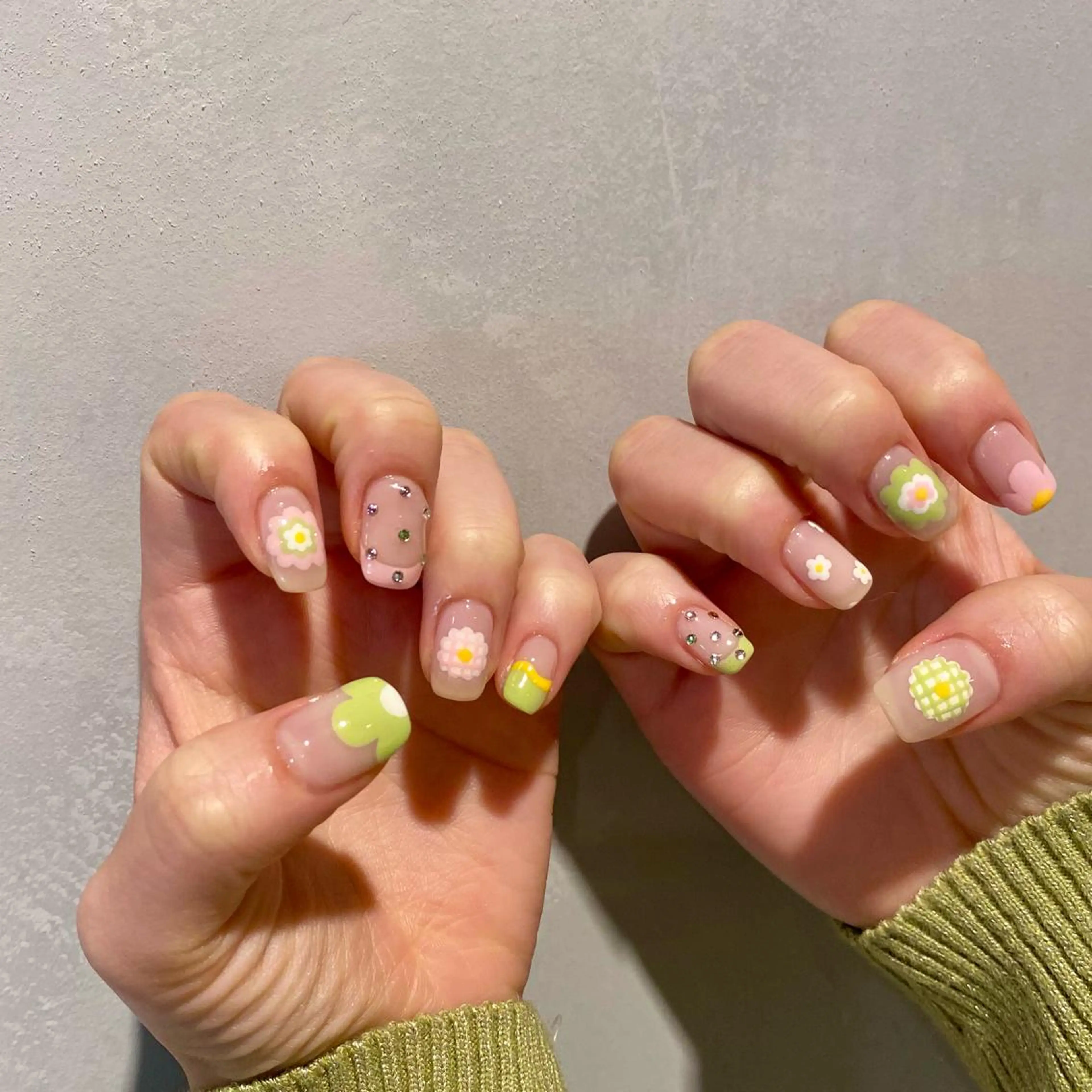 ネイル ニュアンスネイル ハンドネイル RINO AMANE nailのネイルデザイン