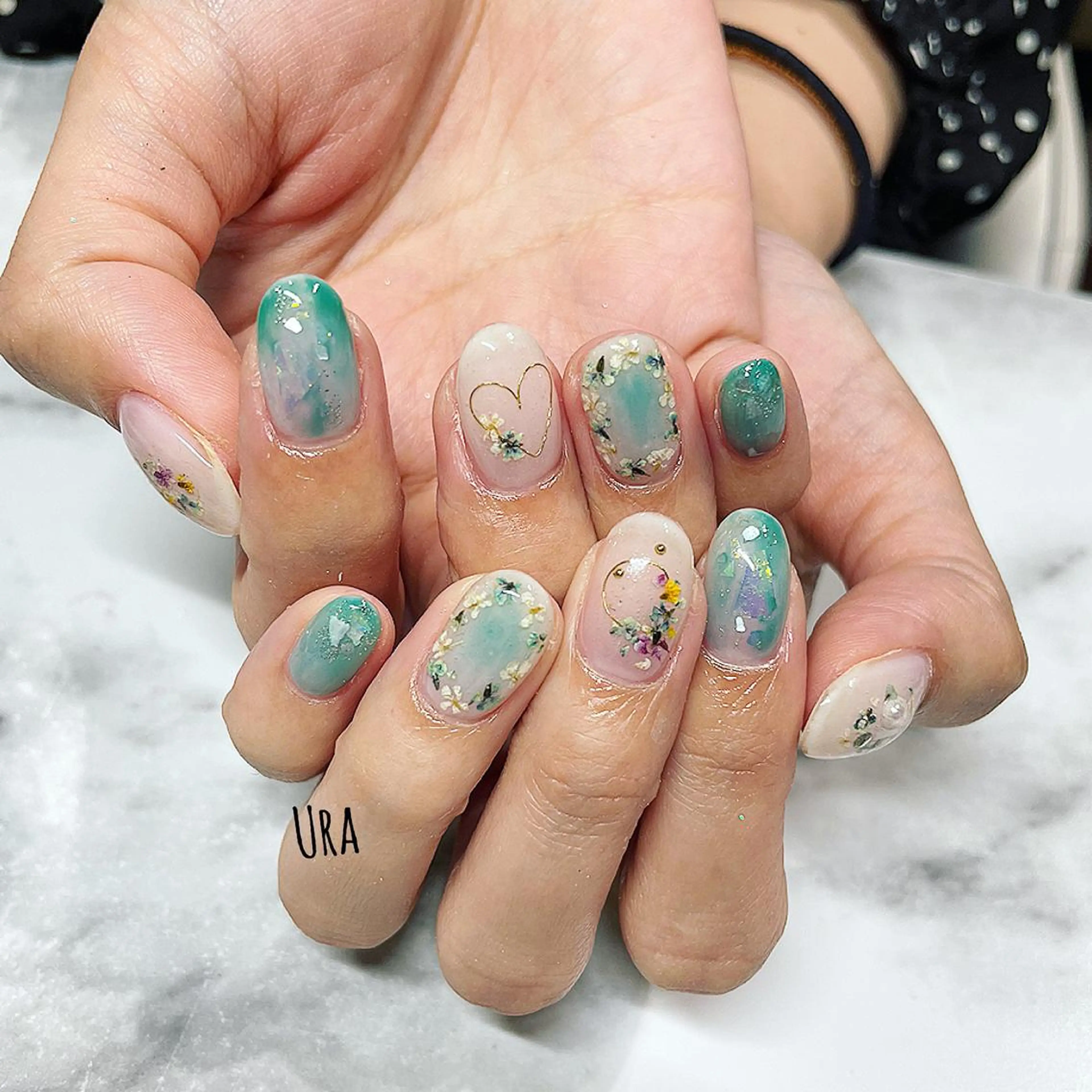 ネイル ハンドネイル UrakoNail 《nail》のネイルデザイン
