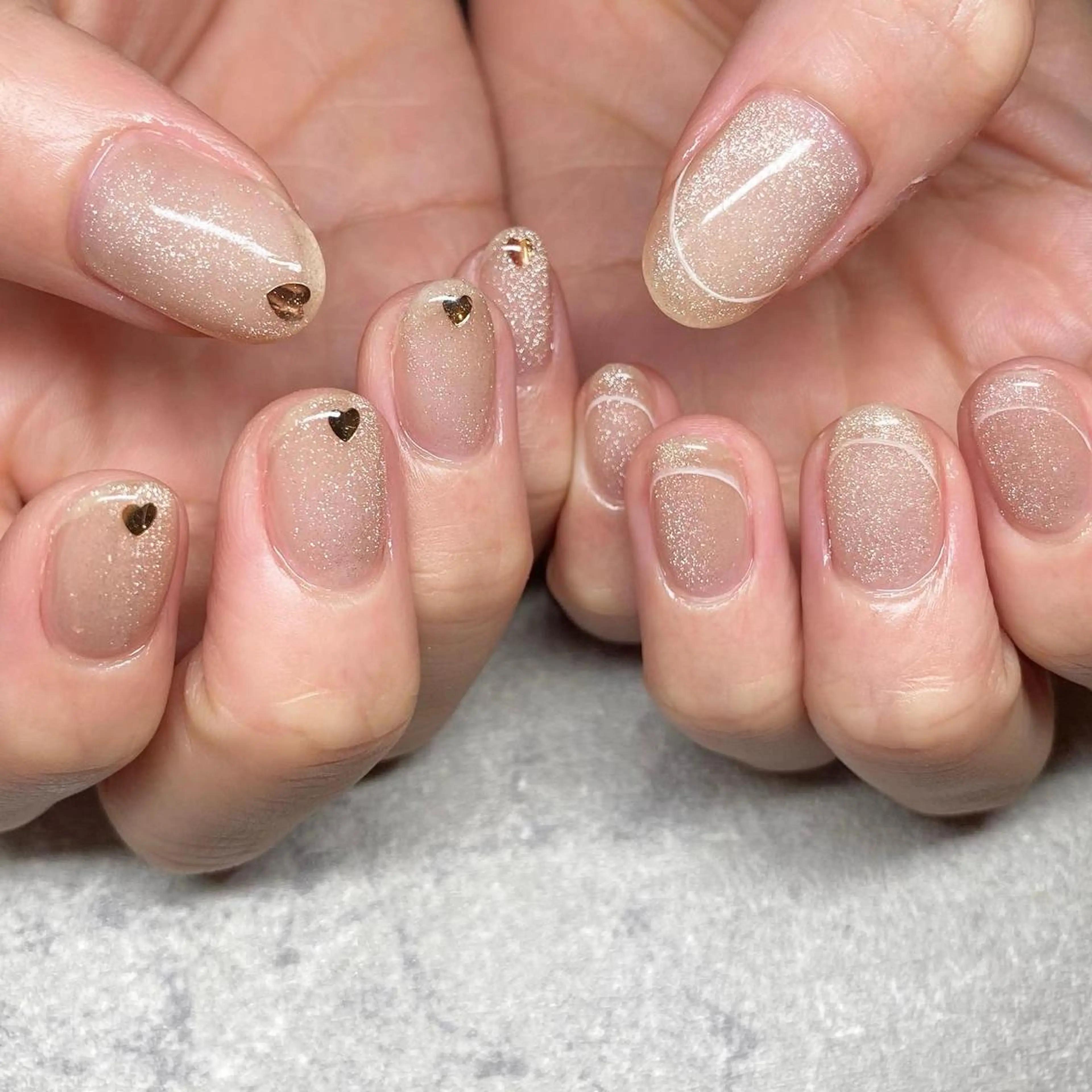 ネイル アートネイル ニュアンスネイル 冬ネイル ハンドネイル 山田 貴子のネイルデザイン