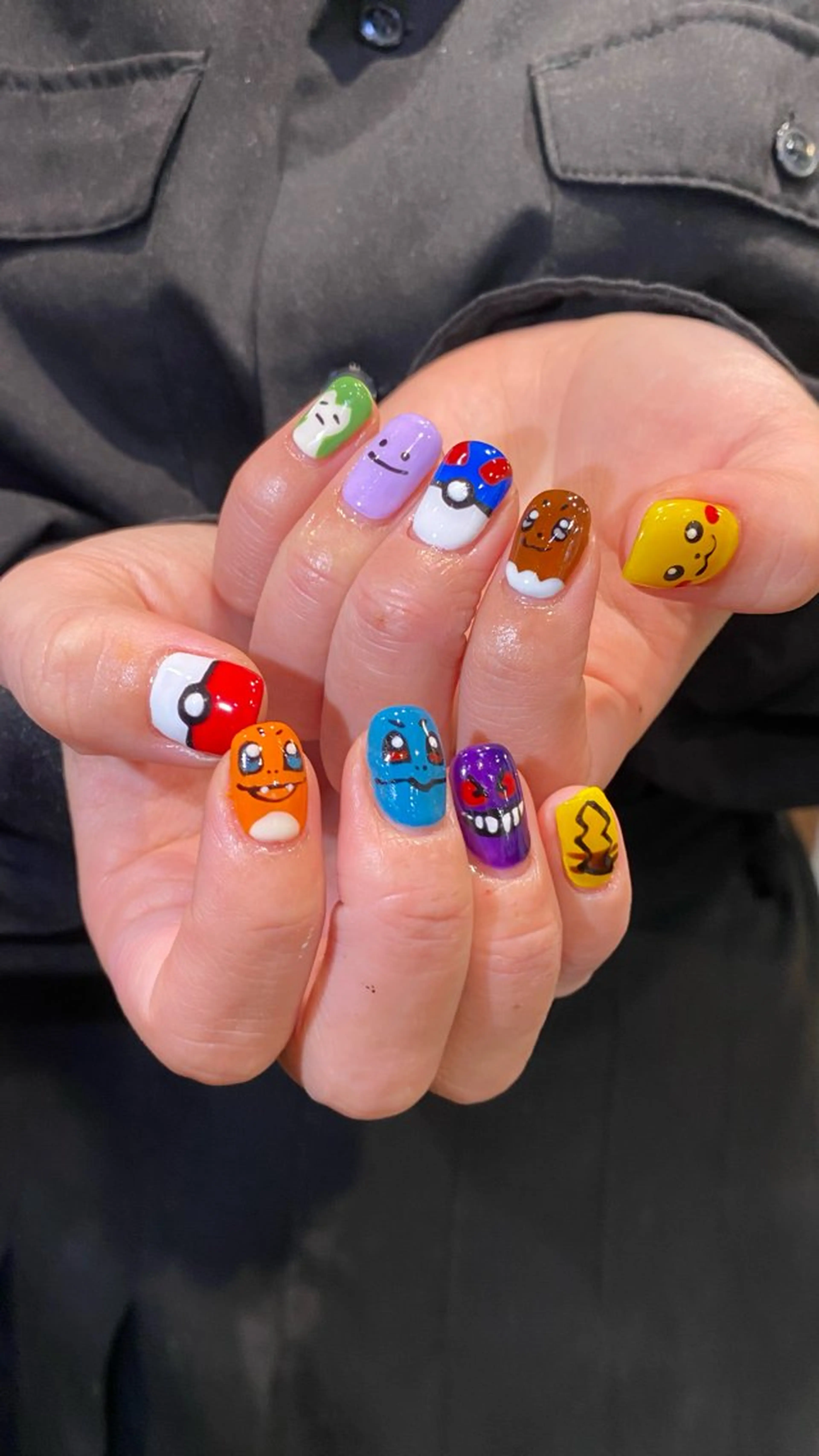 ネイル ブルー ジェルネイル ワンカラーネイル パラジェル ピンク メンズヘア個性派 ネイル/コトミ🐸のヘアスタイル