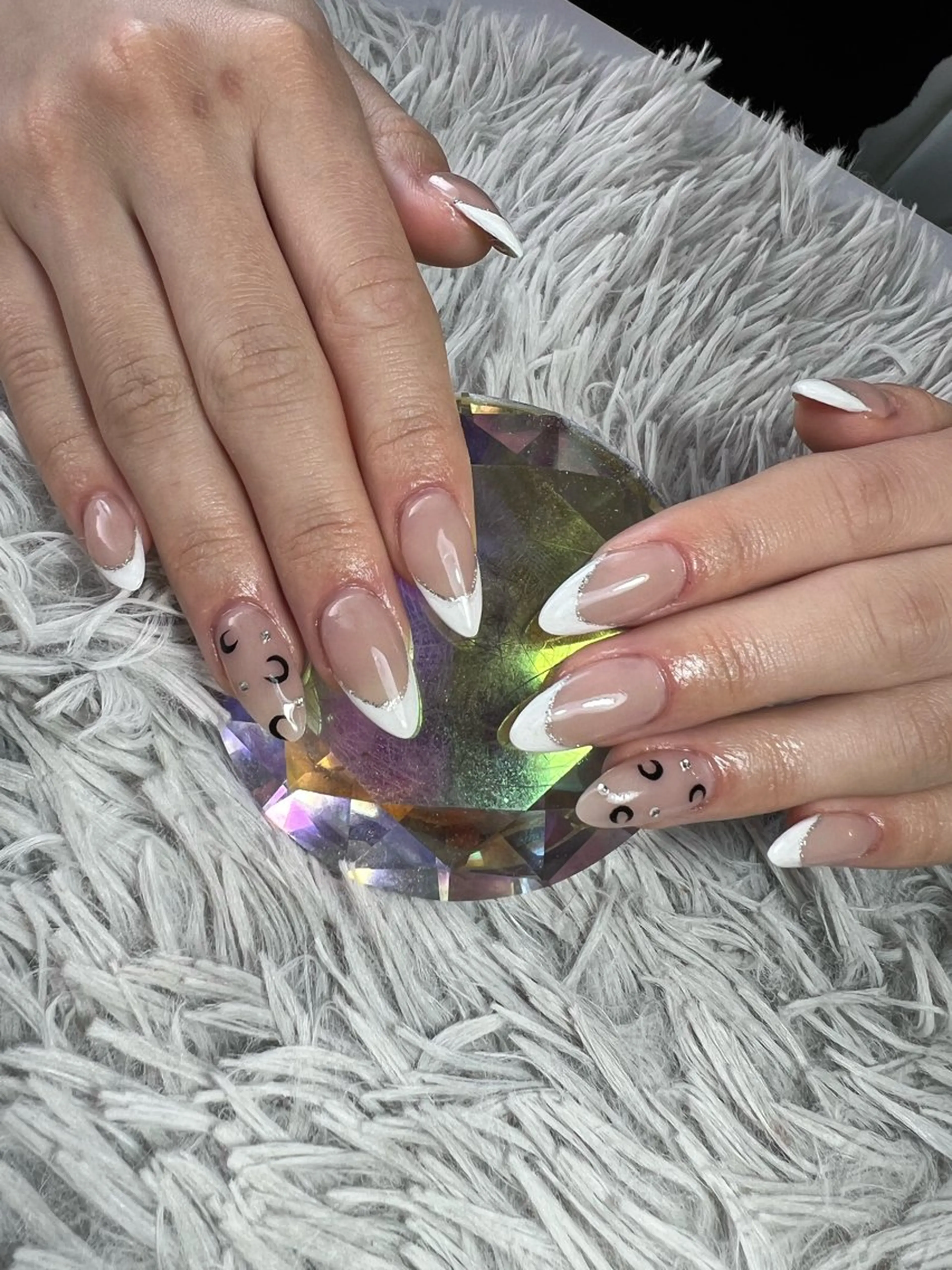 ネイル アートネイル フレンチネイル スカルプネイル ハンドネイル シェヌネイル JURAのネイルデザイン