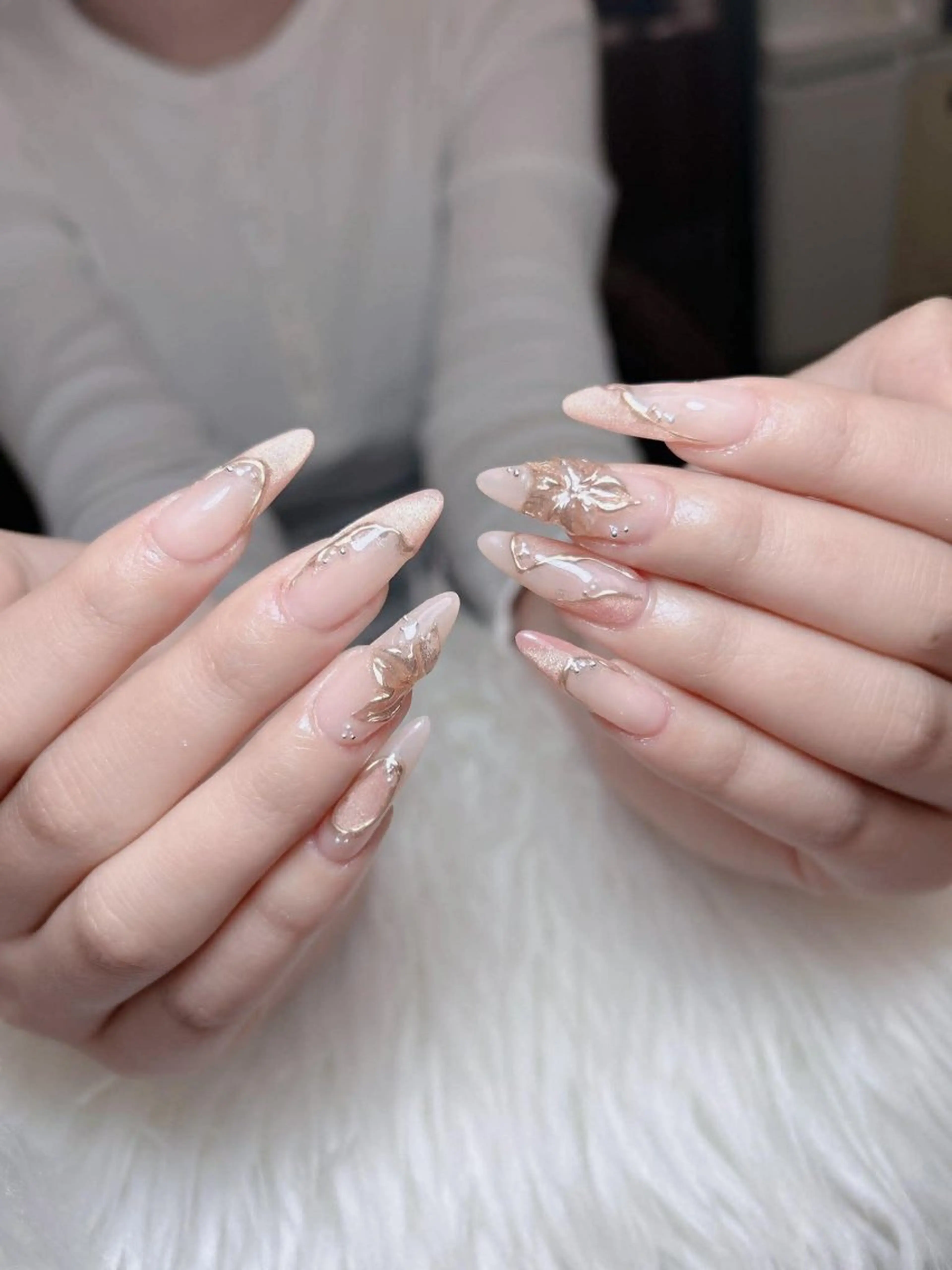 ネイル オーロラネイル チークネイル フットネイル フレンチネイル 韓国ネイル ハンドネイル Lumi Nailのネイルデザイン