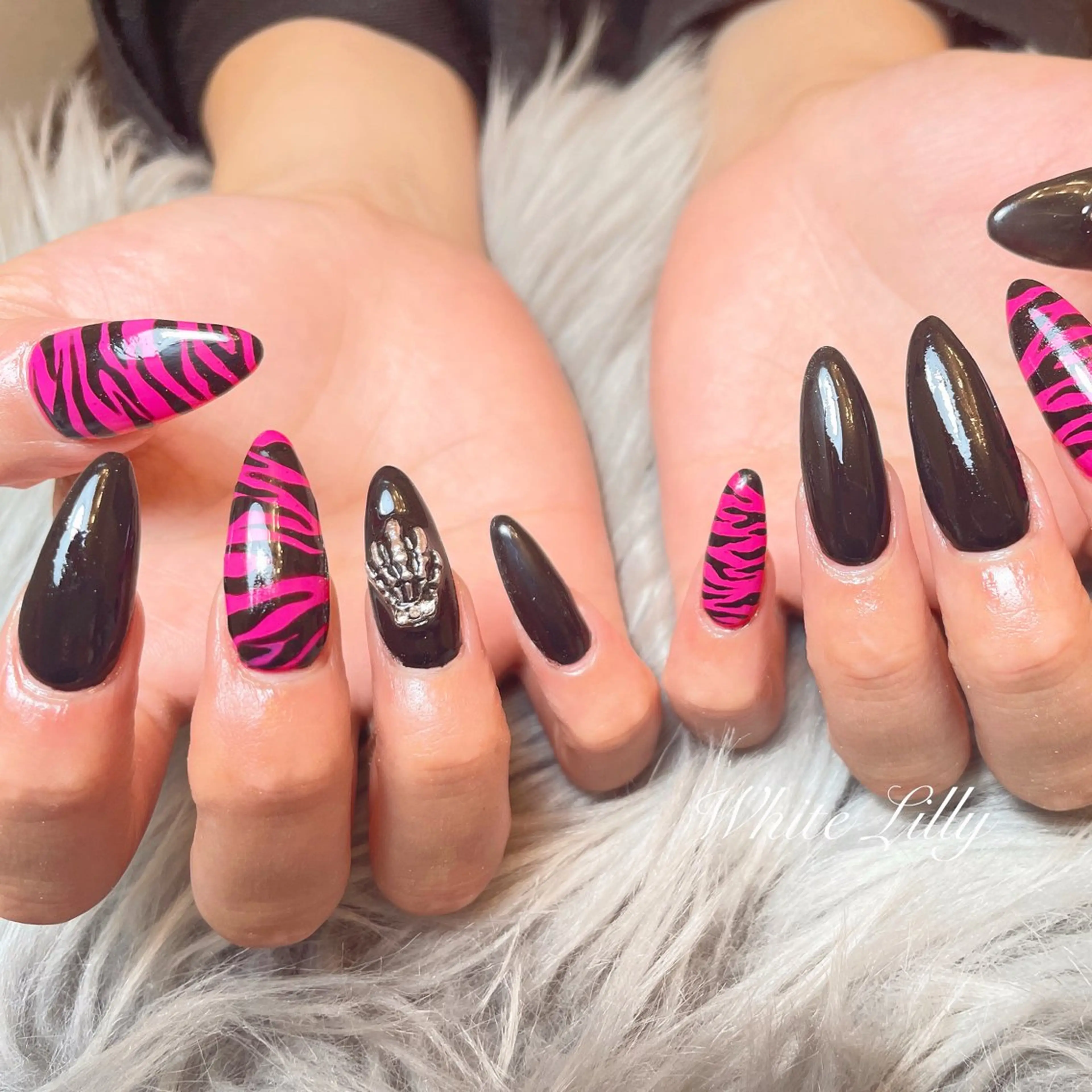 ネイル ハンドネイル White lily所属・牧田 雅世のネイルデザイン