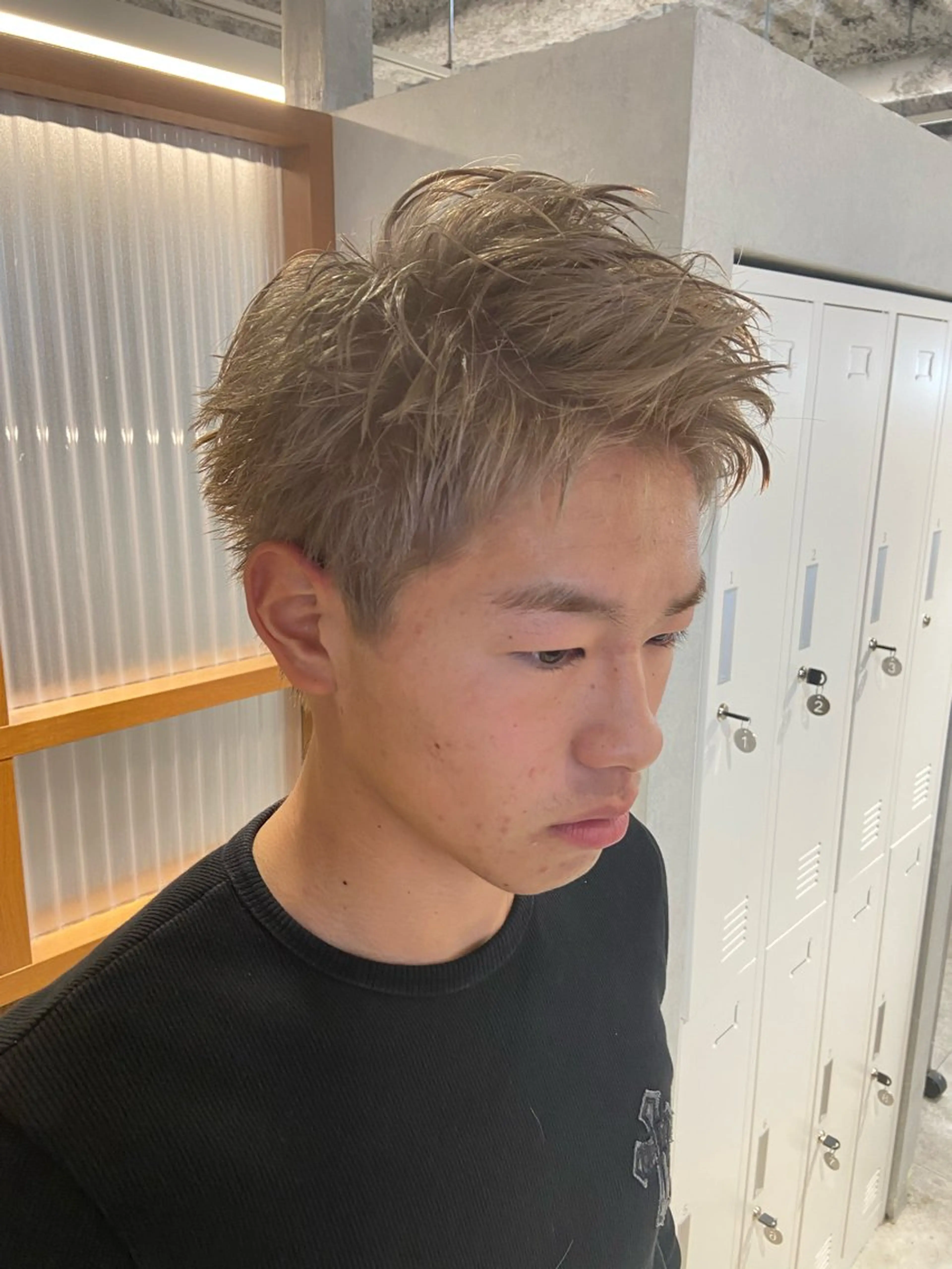 ショート メンズ カット 山口 摩七斗のヘアスタイル