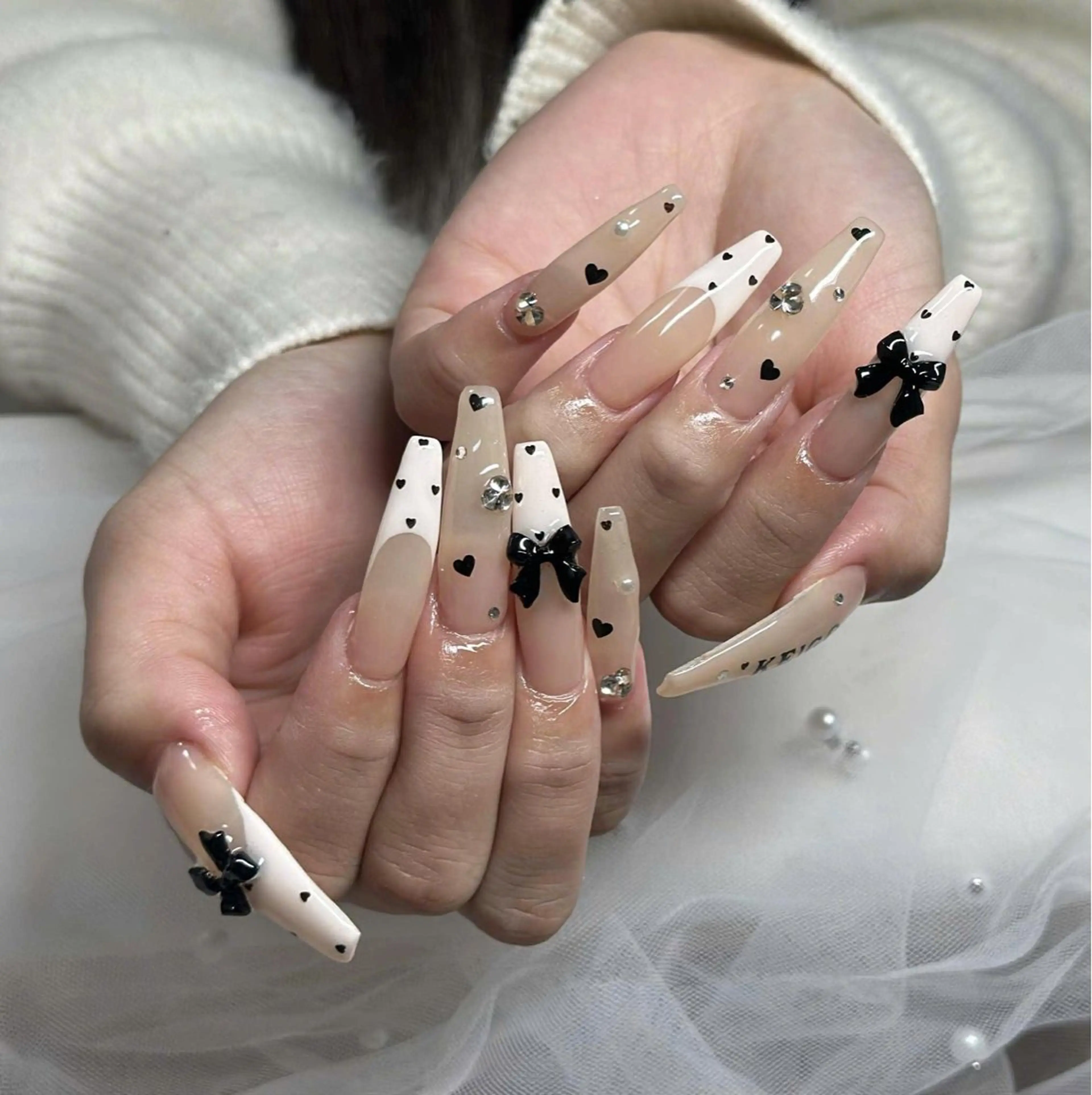 ネイル フレンチネイル ジェルネイル ハロウィン 韓国ネイル マグネットネイル ハンドネイル Hbaby nailのネイルデザイン