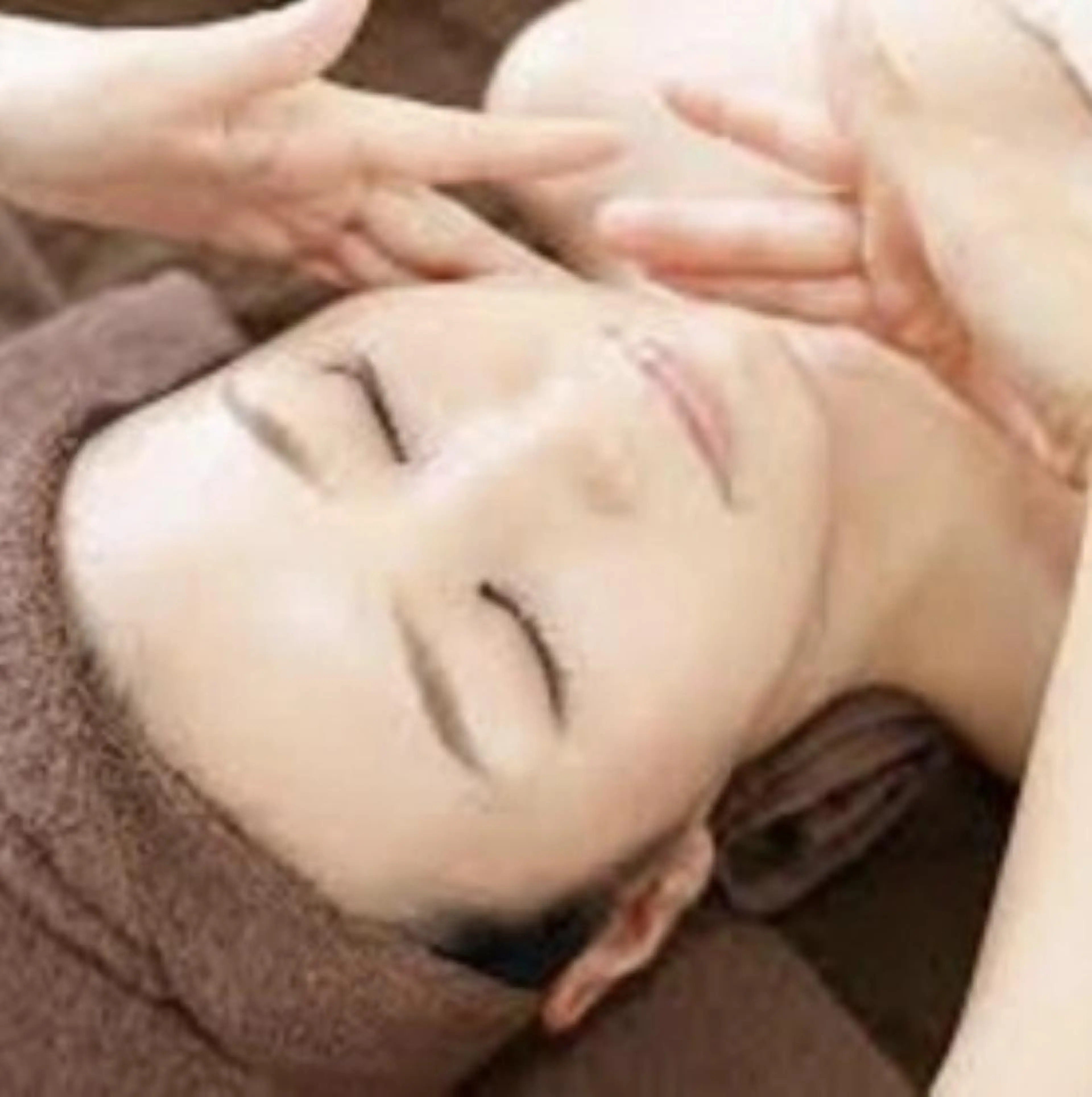 🌷￥０メニュー🌷【👩美顔人気No,1❣️】✨大人気✨《超小顔リンパドレナージュ＆美顔》トリートメント❤️の写真