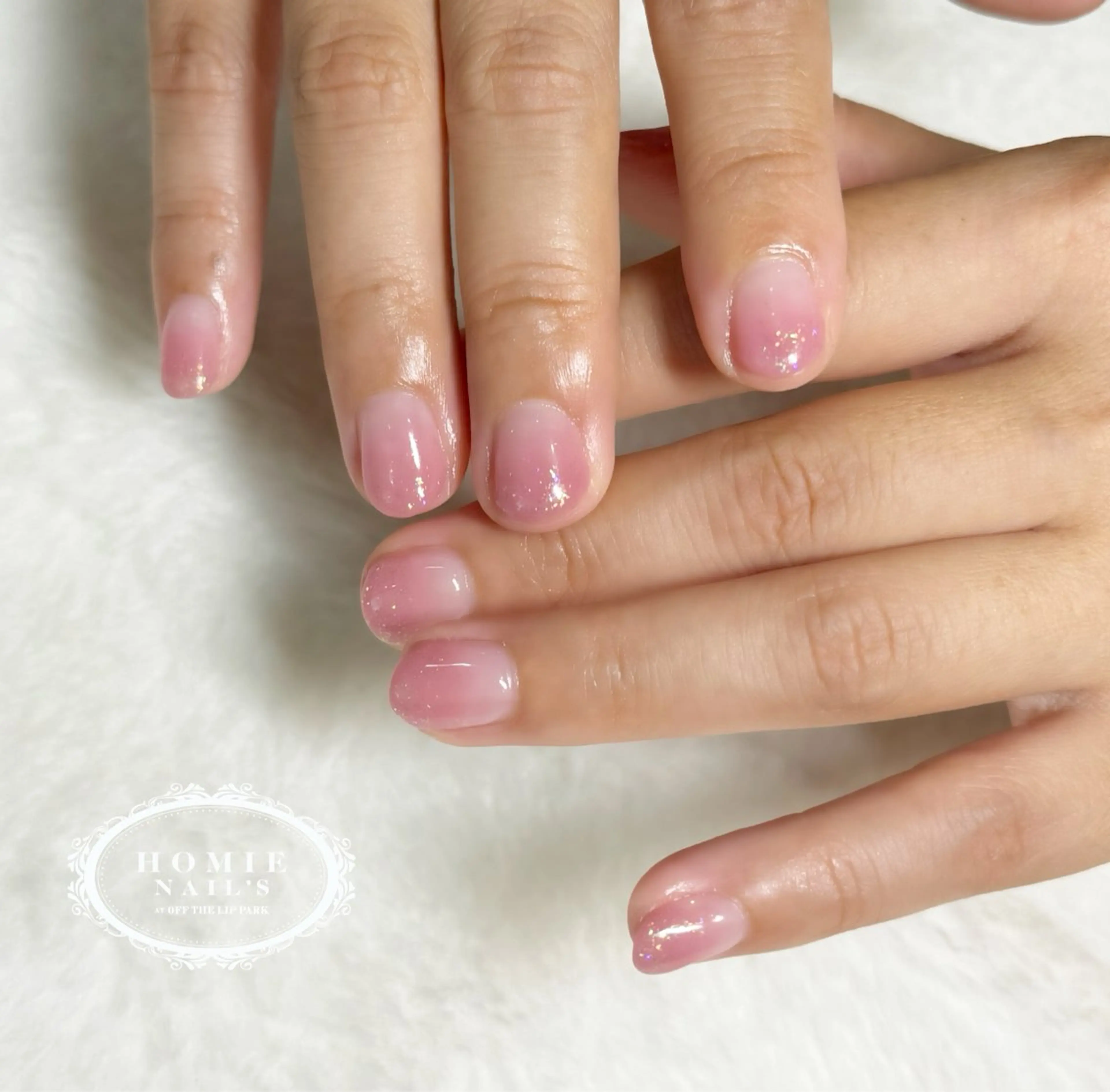 ネイル グラデーション オフザリップパーク Asamiのネイルデザイン