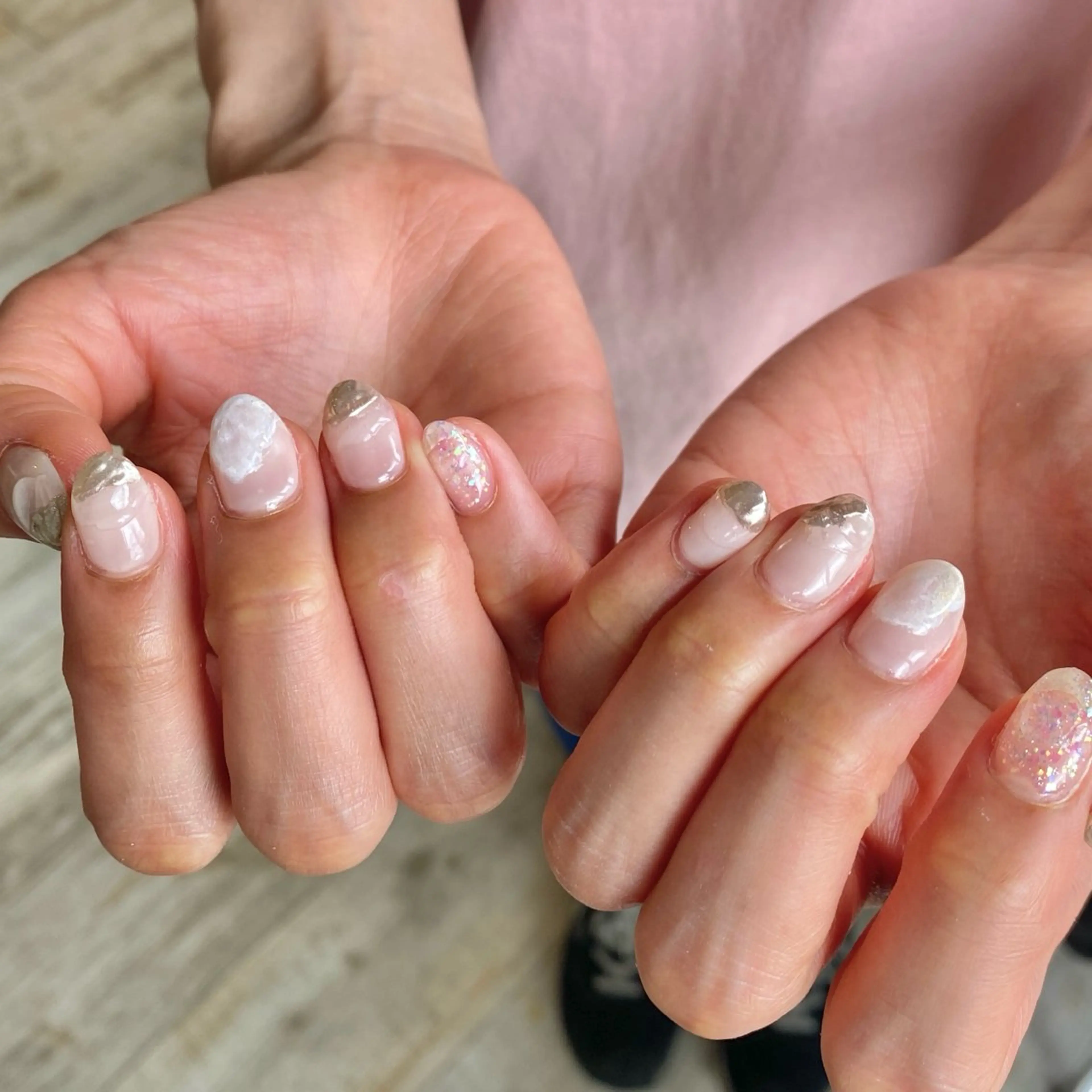 ネイル ミラーネイル ニュアンスネイル シンプルネイル Loca所属・Loca.nails Kasumiのネイルデザイン