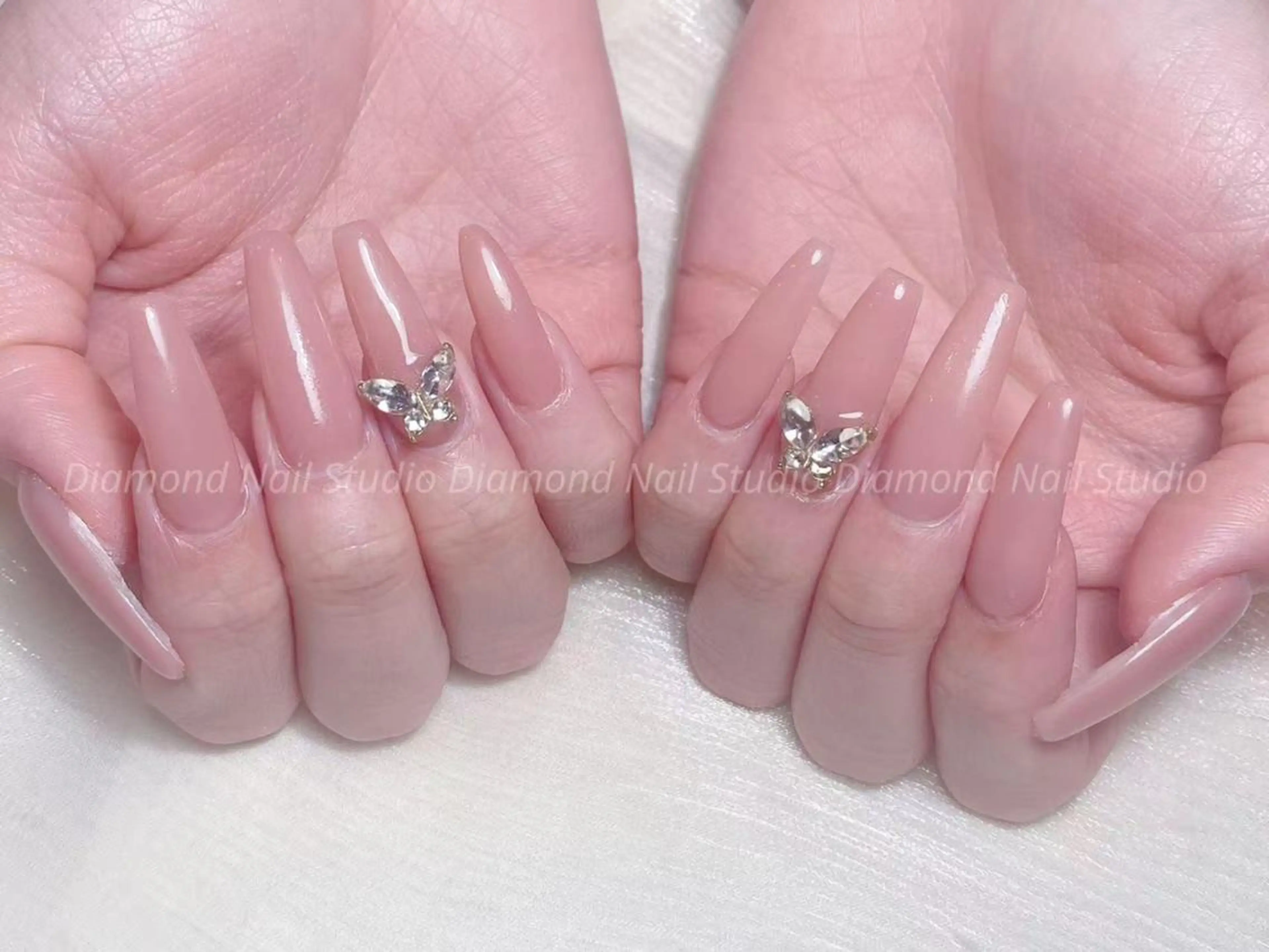 ハンドネイル DIAMOND 💦のネイルデザイン