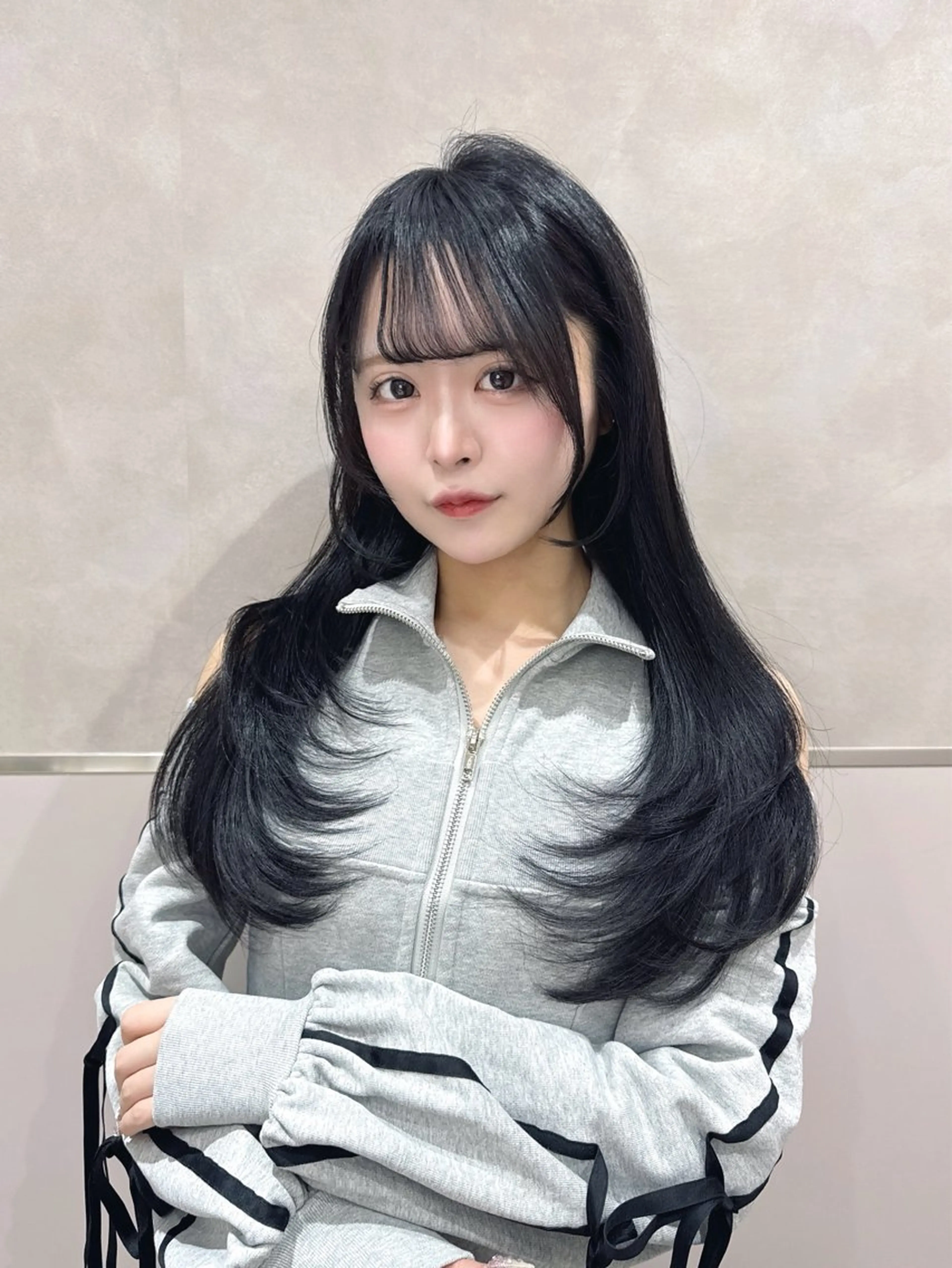 ミディアム カラー カット ヘアカラー トリートメント ヘッドスパ ヘアセット 韓国ヘア/レイヤー/ 顔まわり/りょーとのヘアスタイル