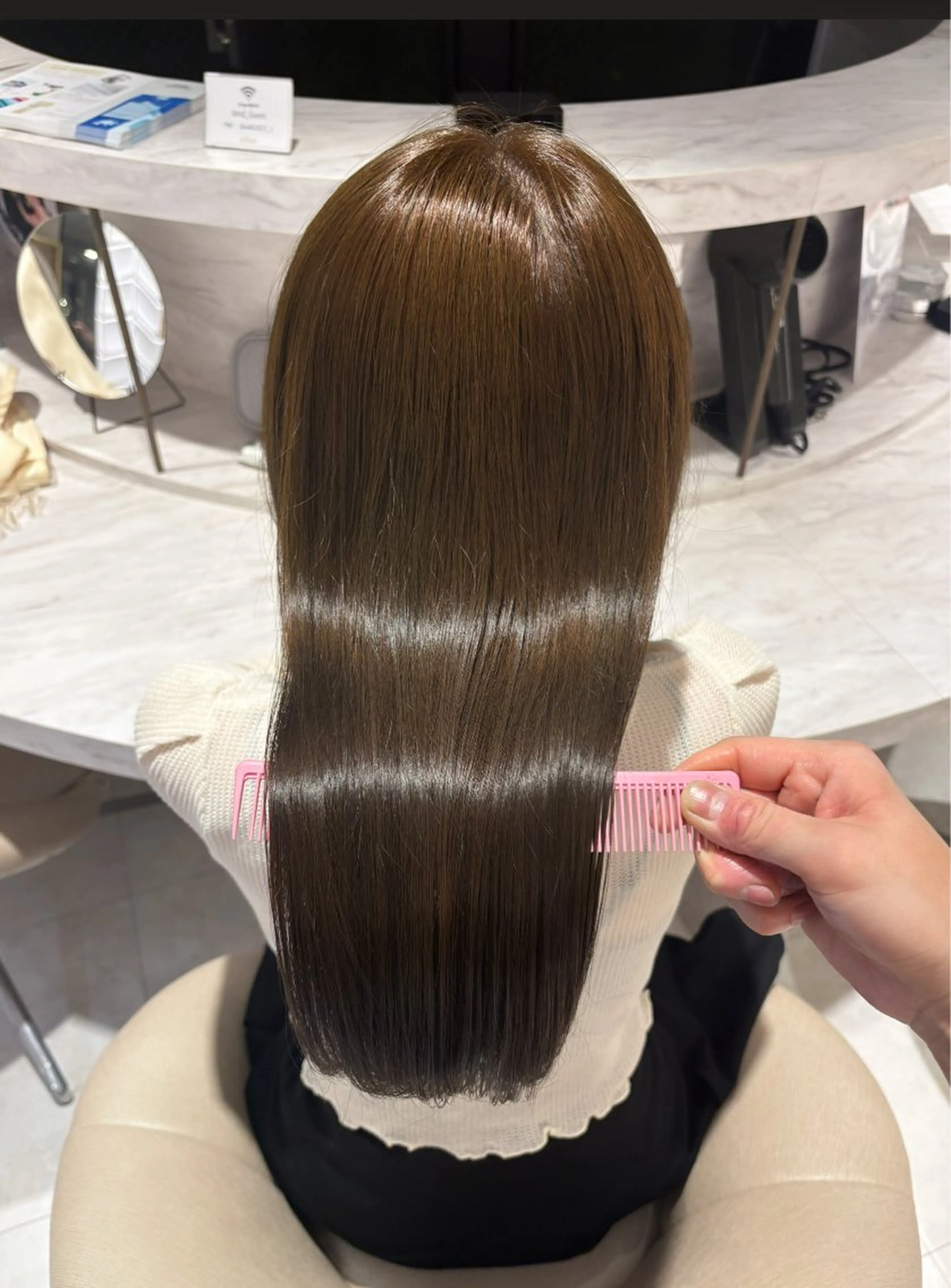 ロング ヘアカラー KIND所属・KIND 佐藤 和奏のヘアスタイル