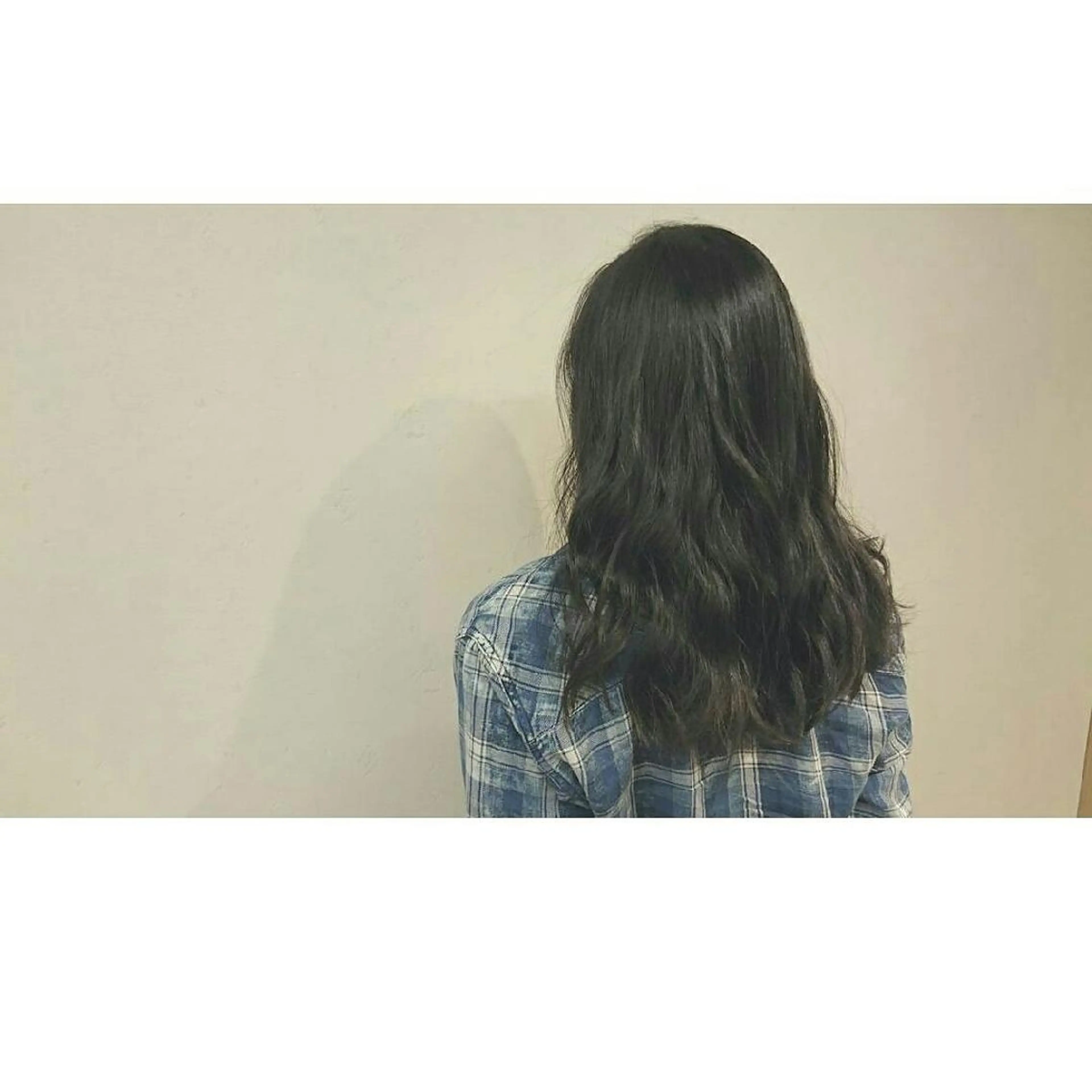 ロング カラー グレージュ 透明感ハイライト◎ 伊藤夏海のヘアスタイル