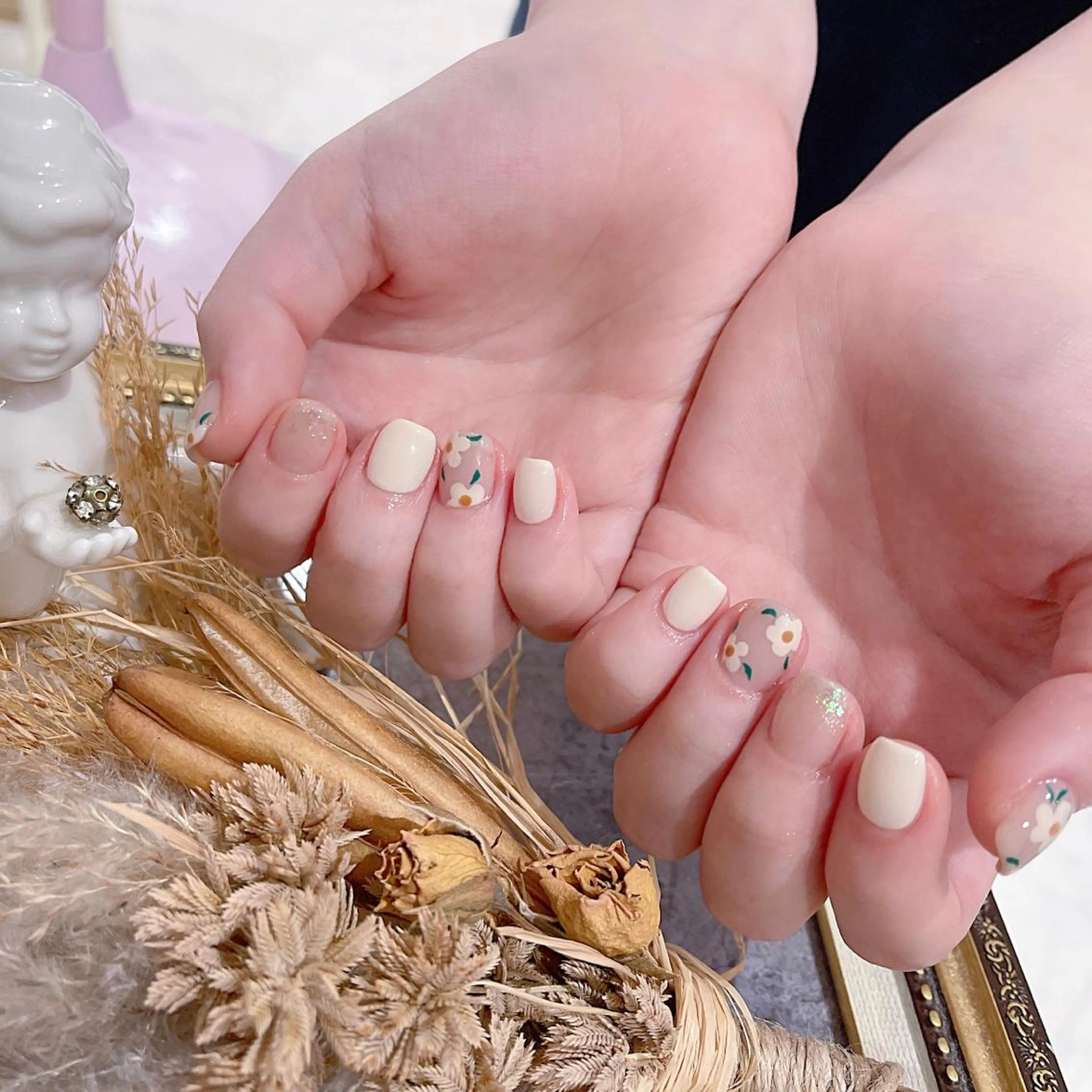 ネイル FLY Nail Salonのネイルデザイン