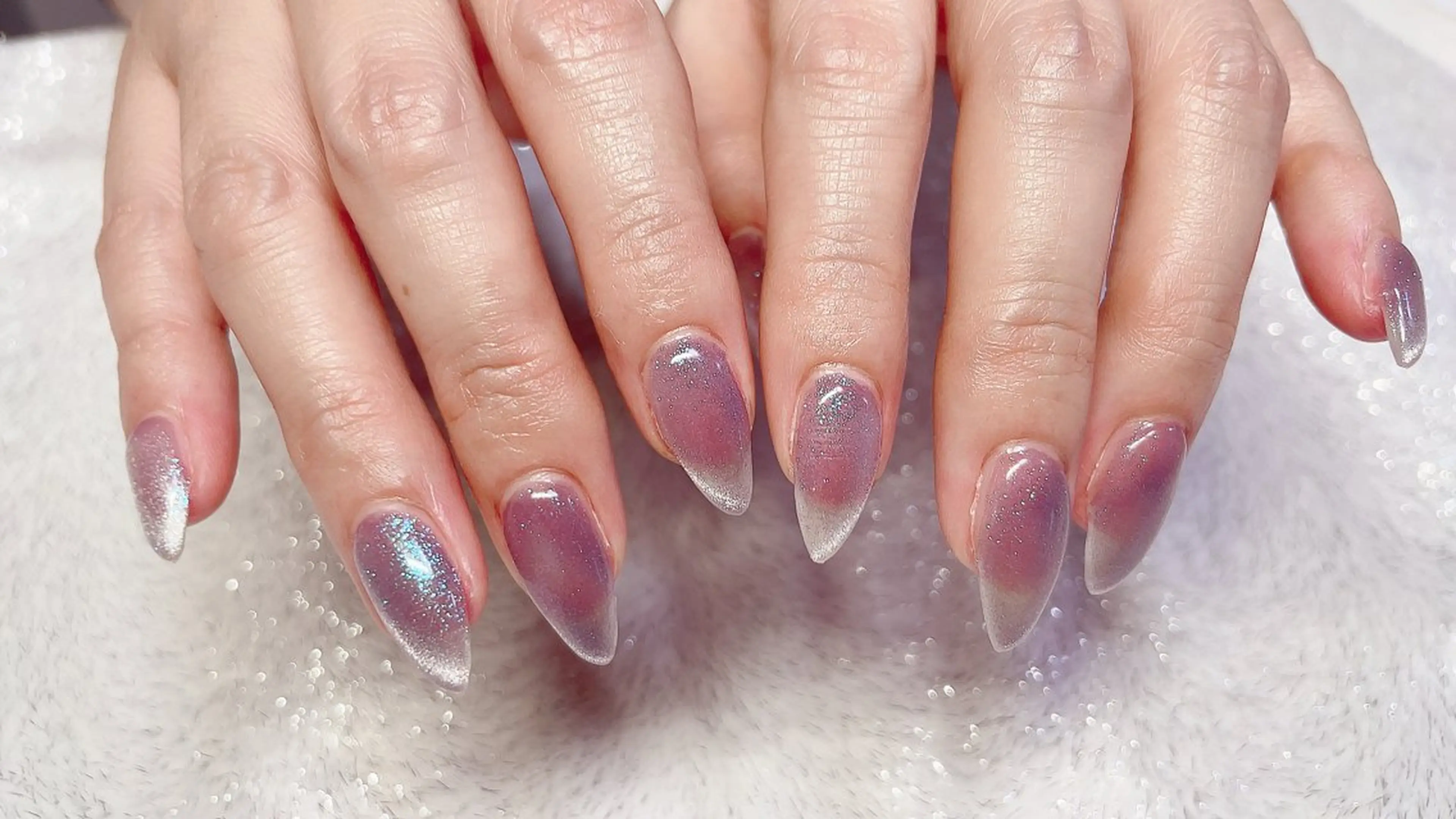 ネイル キラキラネイル マグネットネイル BLOOMブルーム所属・佐伯 彩菜のネイルデザイン