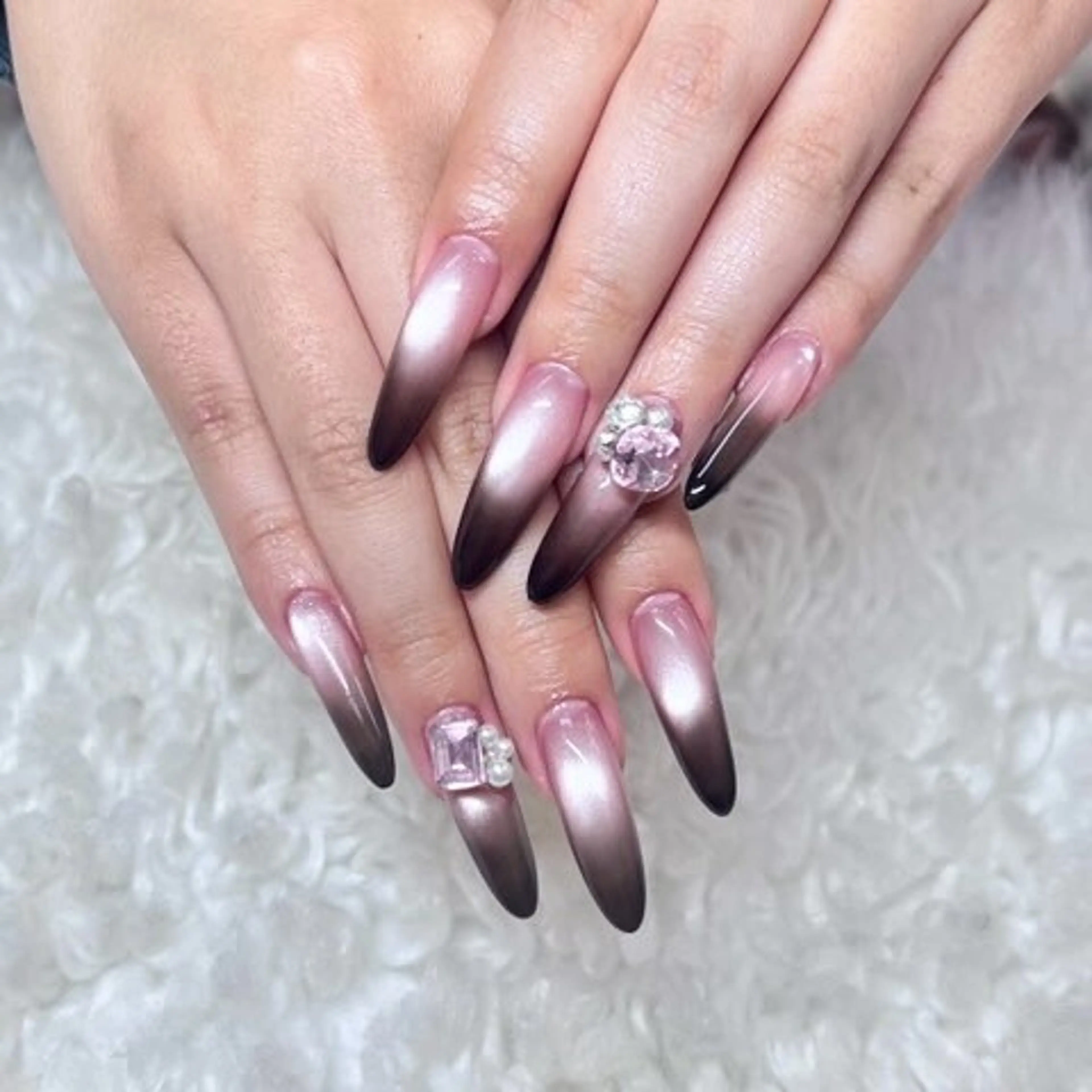 ネイル ハンドネイル ハンドケア 💜MIYA nail 鶴見店のネイルデザイン