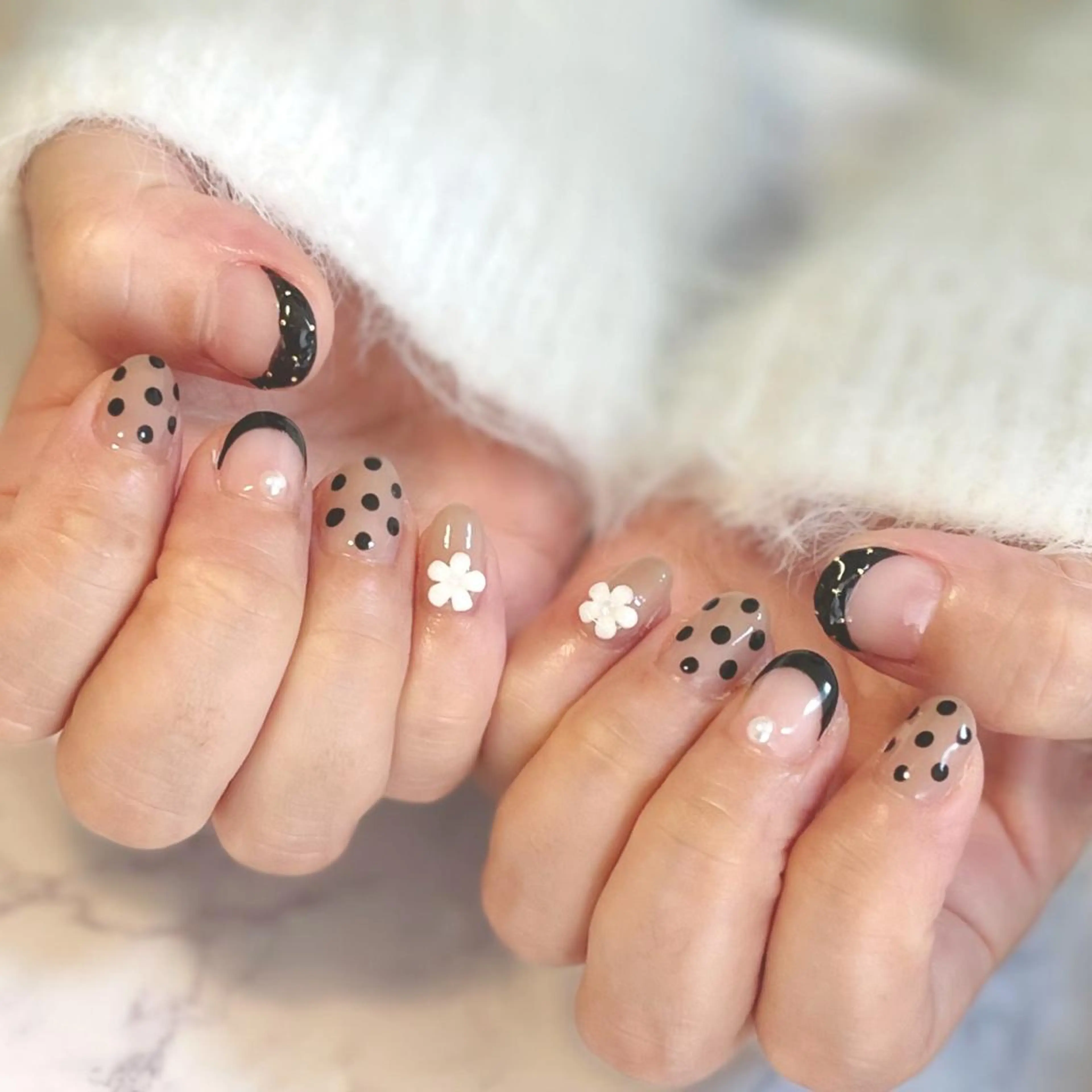 ネイル KOMINE TOMOKOのネイルデザイン