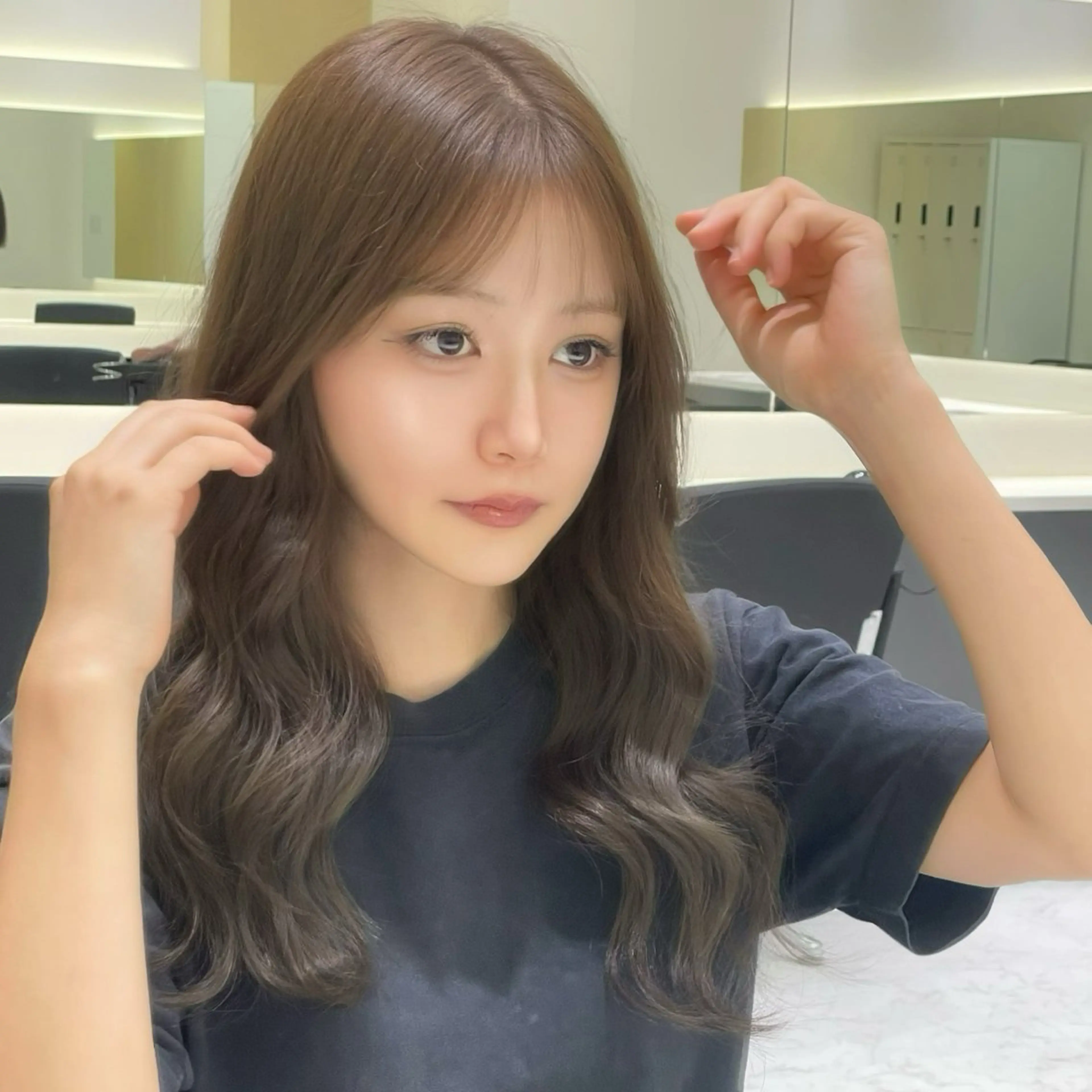 ロング WARREN・TRICOMI NEW YORK所属・石崎 はるかのヘアスタイル