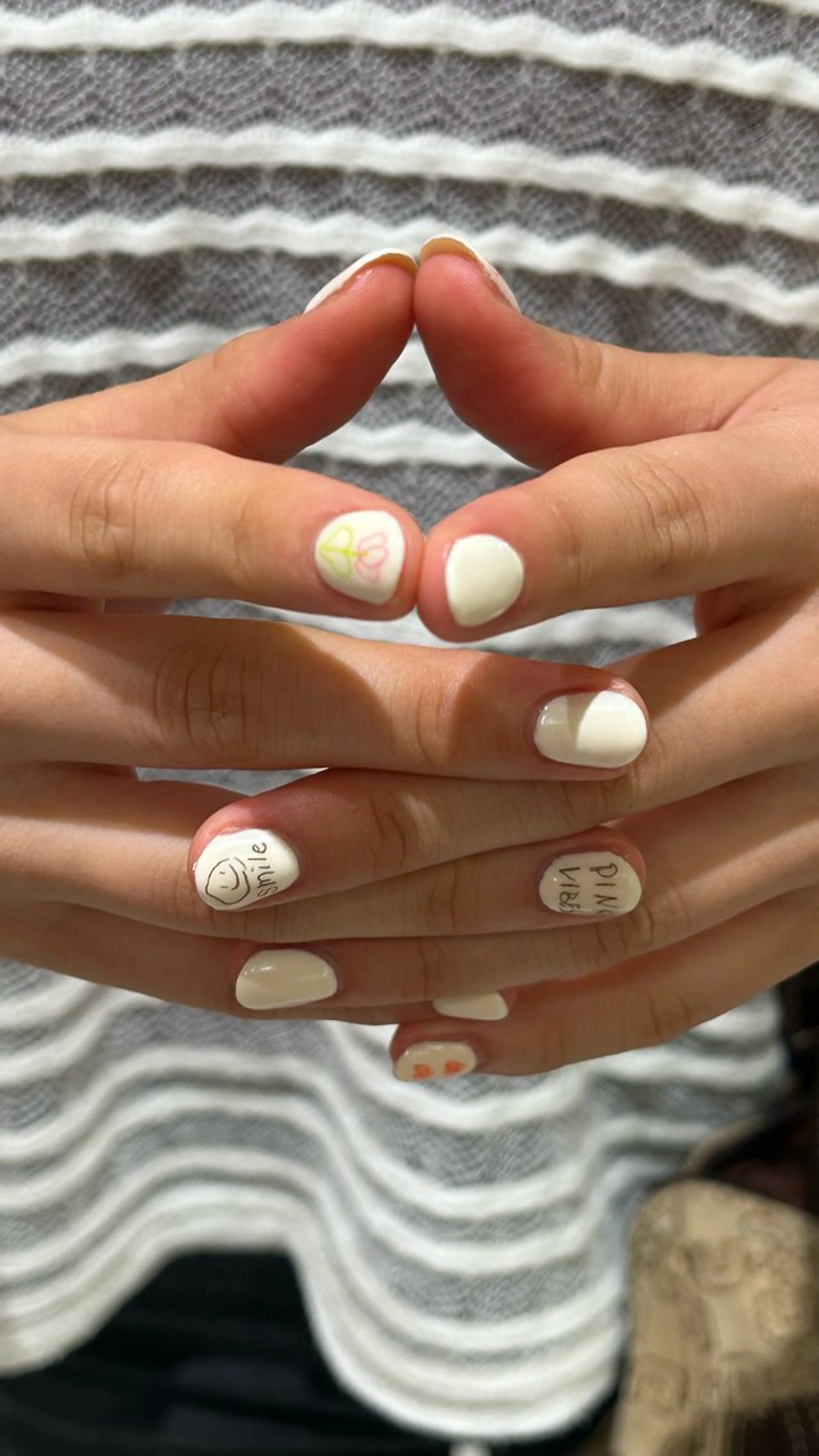 ネイル ꪆৎ平行アーチ ྀི ワカナの眉毛・アイブロウイメージ