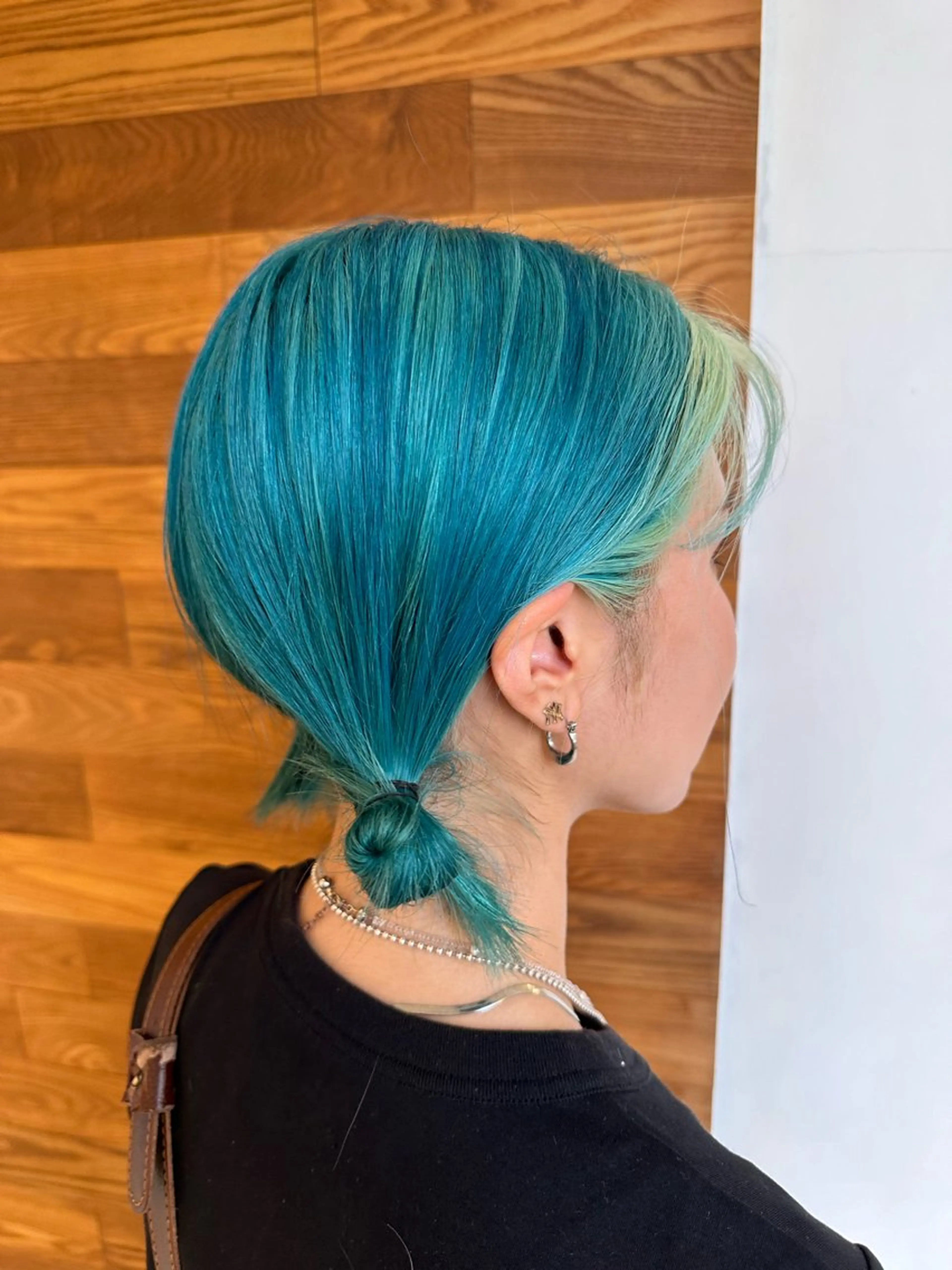 ミディアム カラー ヘアアレンジ カット ヘアカラー トリートメント fiorista岡田 まゆこのヘアスタイル