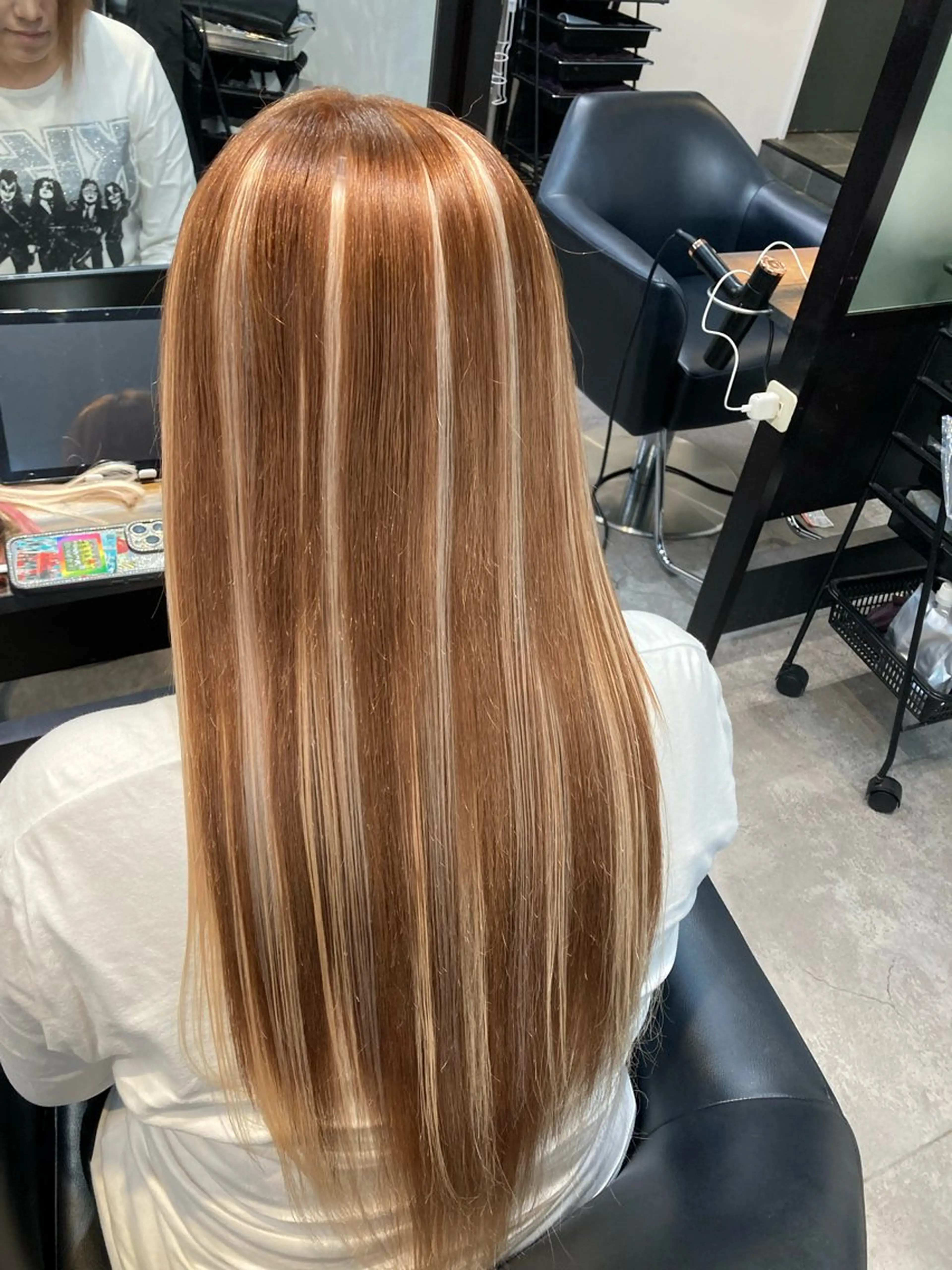 ロング カラー ヘアカラー エクステ ✨最安値✨エクステ カラー🌼つきな🌼のヘアスタイル