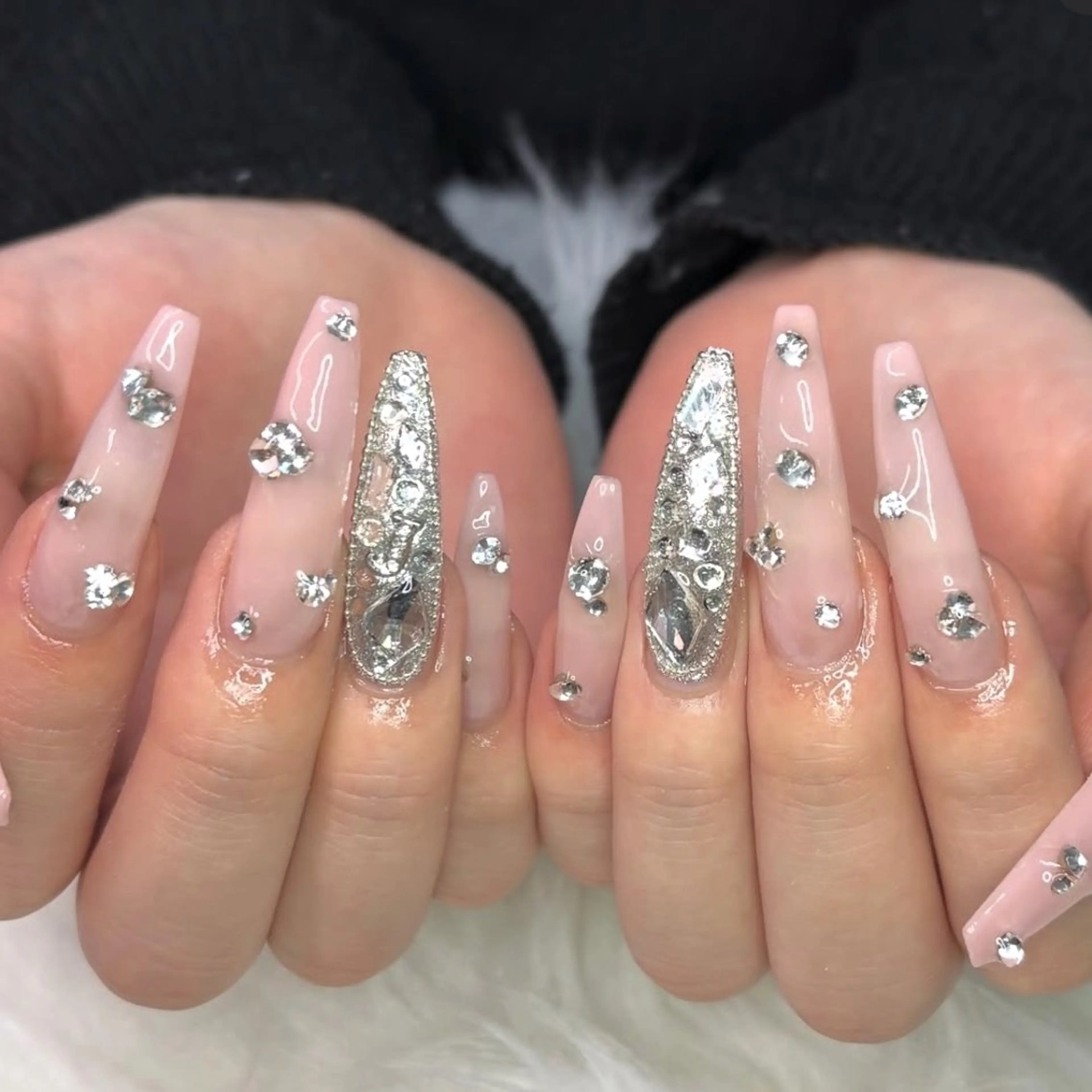 ネイル ハンドネイル BERA NAILSのネイルデザイン