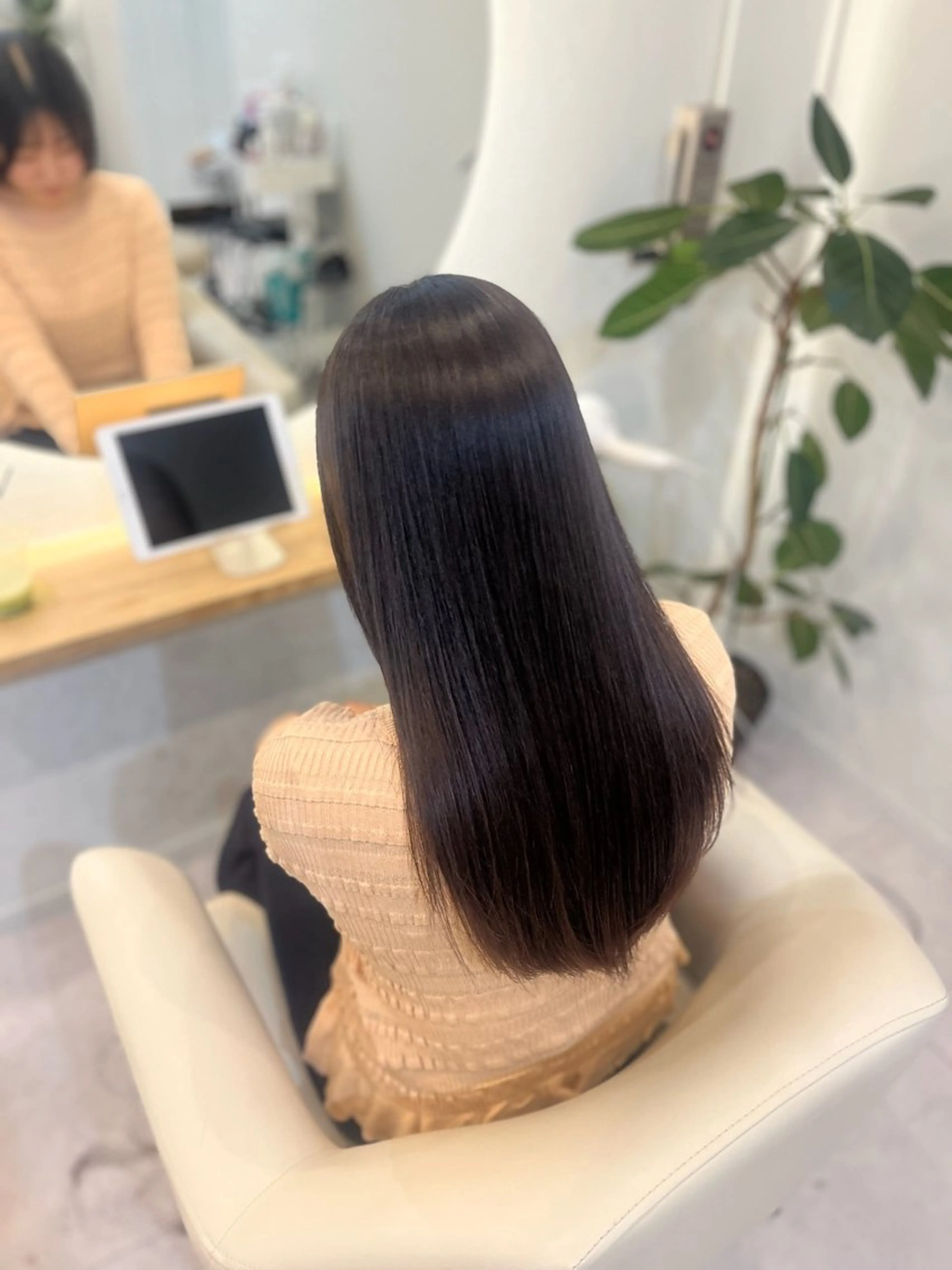 セミロング 縮毛矯正 トリートメント 髪質改善カラー/韓国 /井上 拓也のヘアスタイル