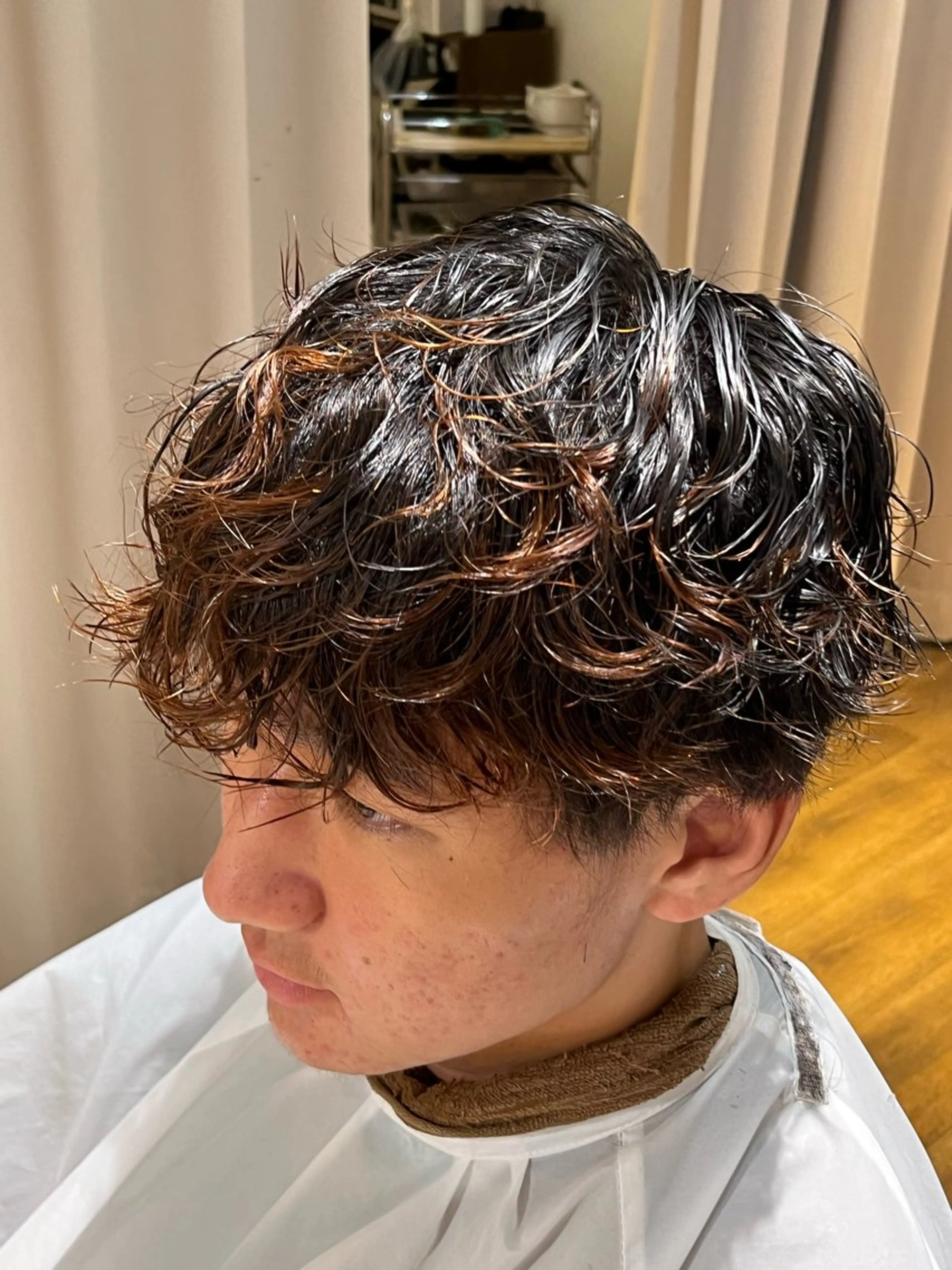 ミディアム メンズ 李 泰宇のヘアスタイル