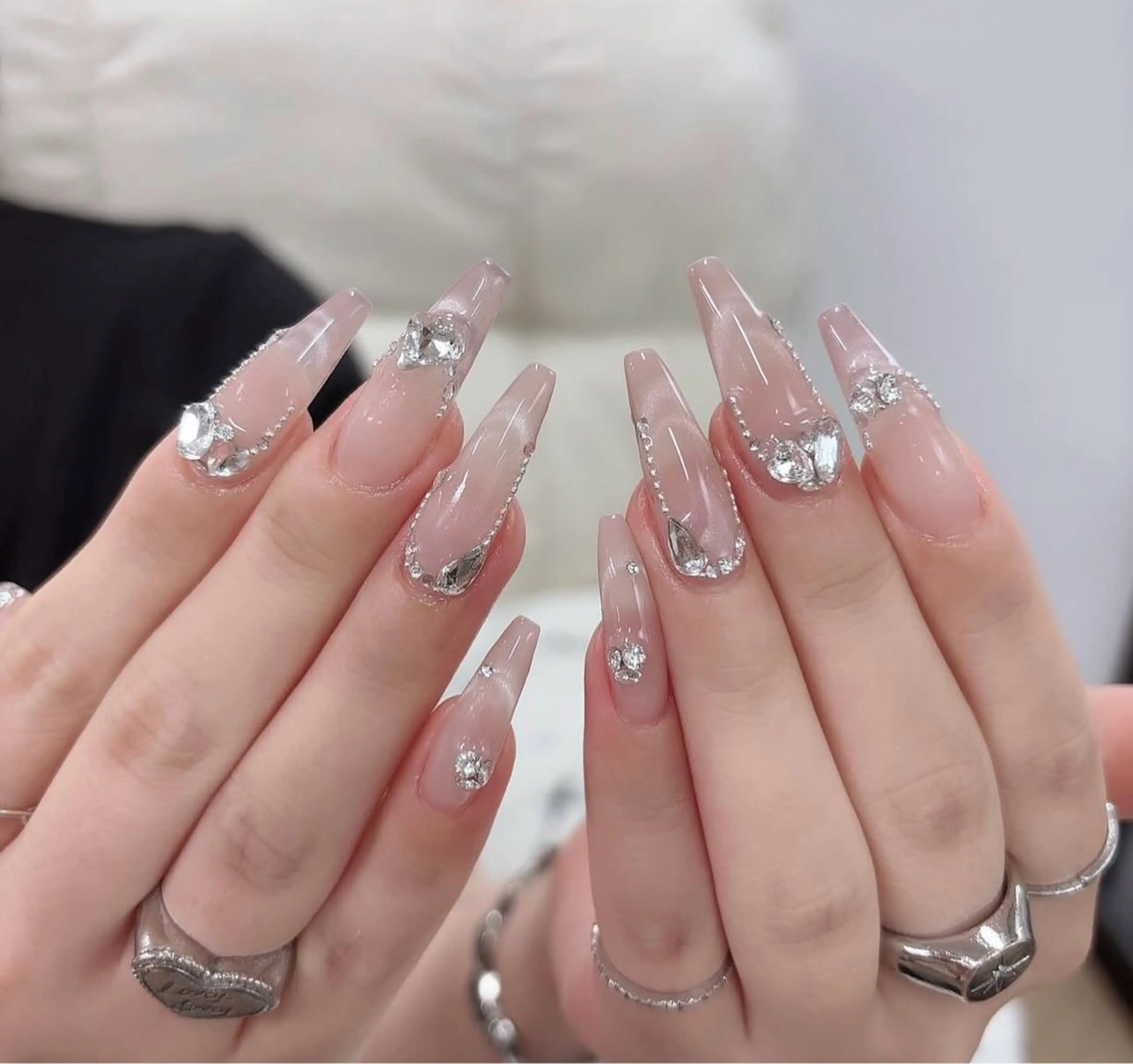 ネイル 韓国ネイル 持ち込み ニュアンスネイル ネイルチップ ハンドネイル TABI ANA.CHUOのネイルデザイン