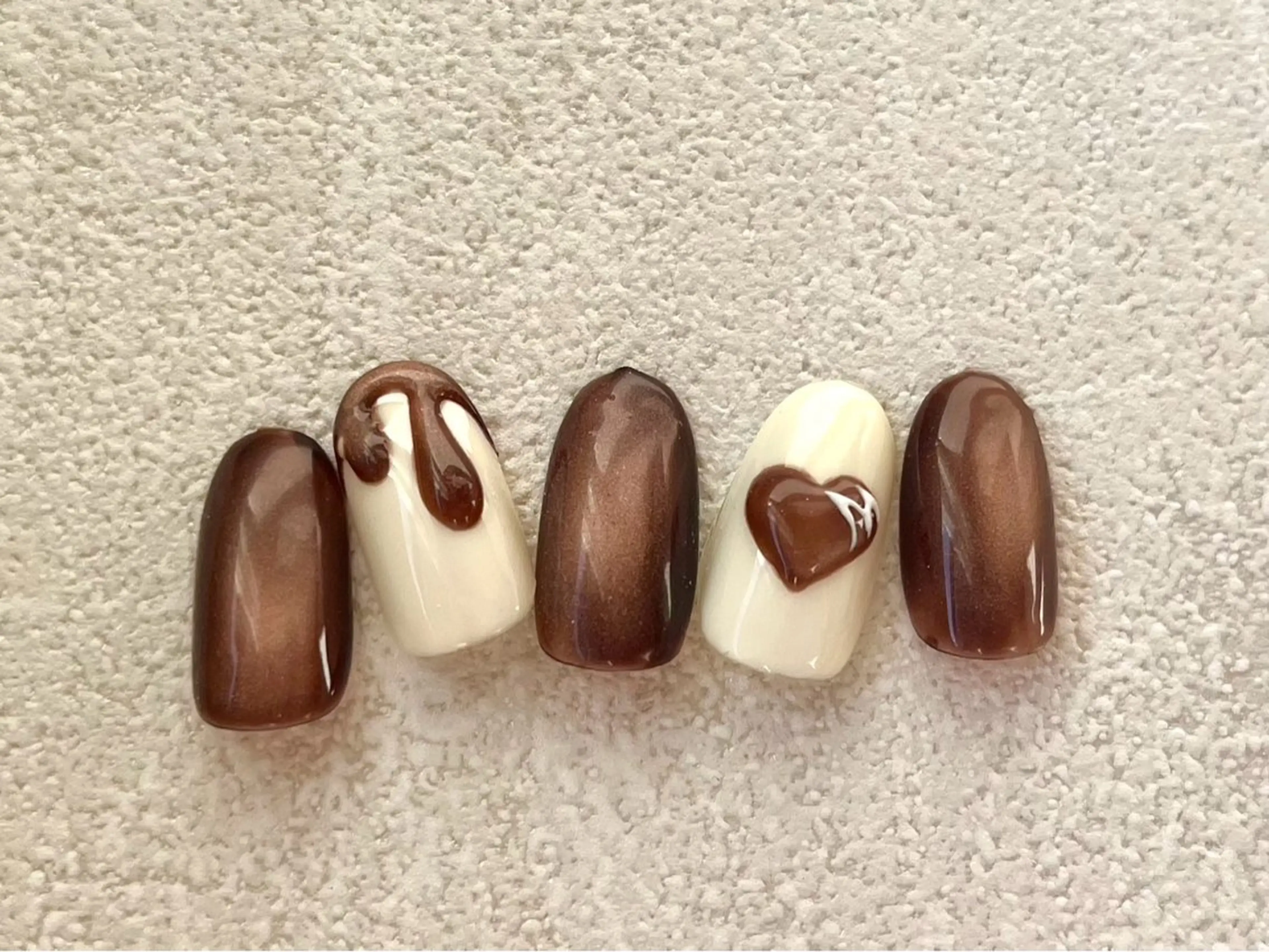 ネイル バレンタイン ハンドネイル kiki nail たまプラーザのネイルデザイン