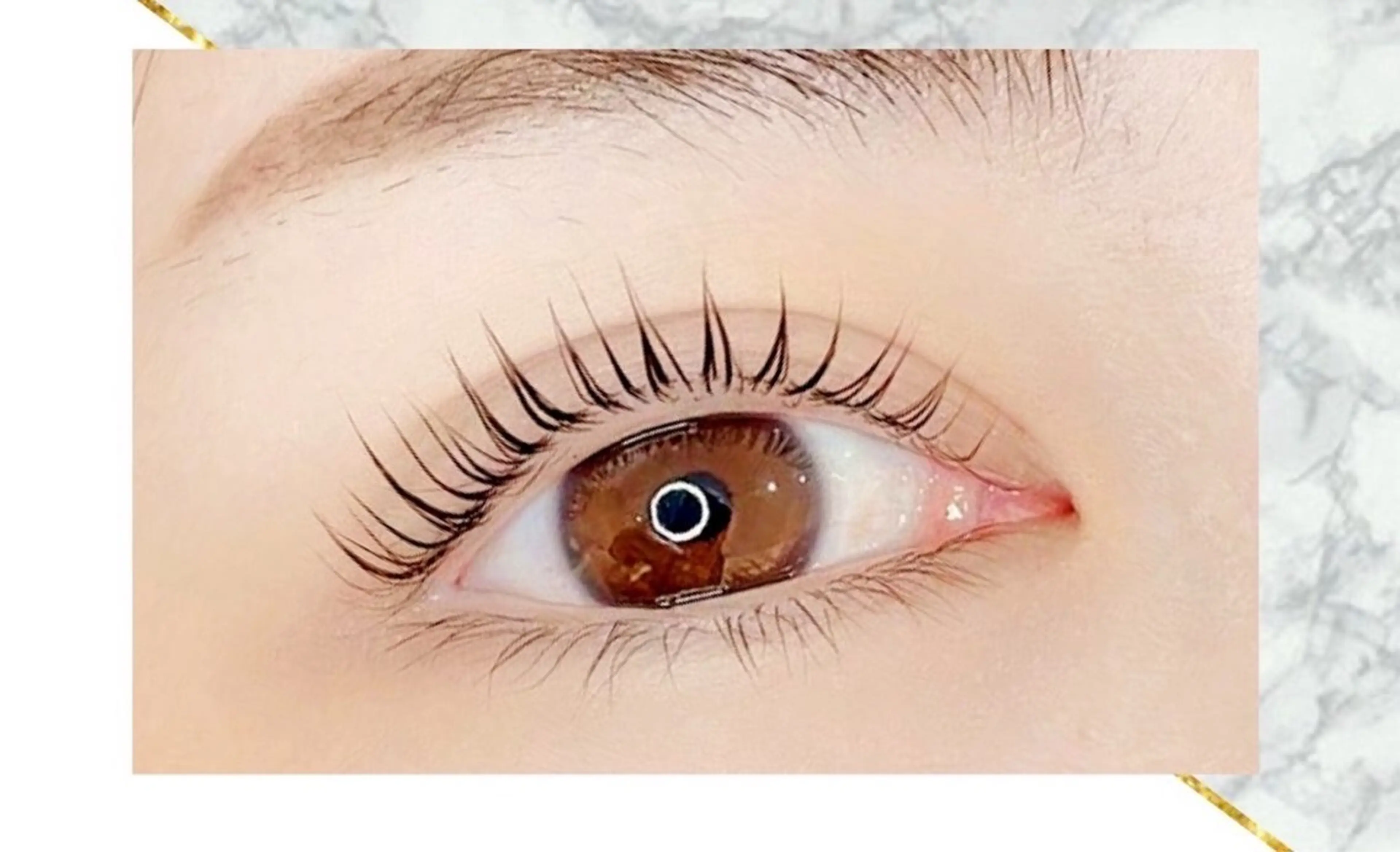 パリジェンヌラッシュリフトの写真