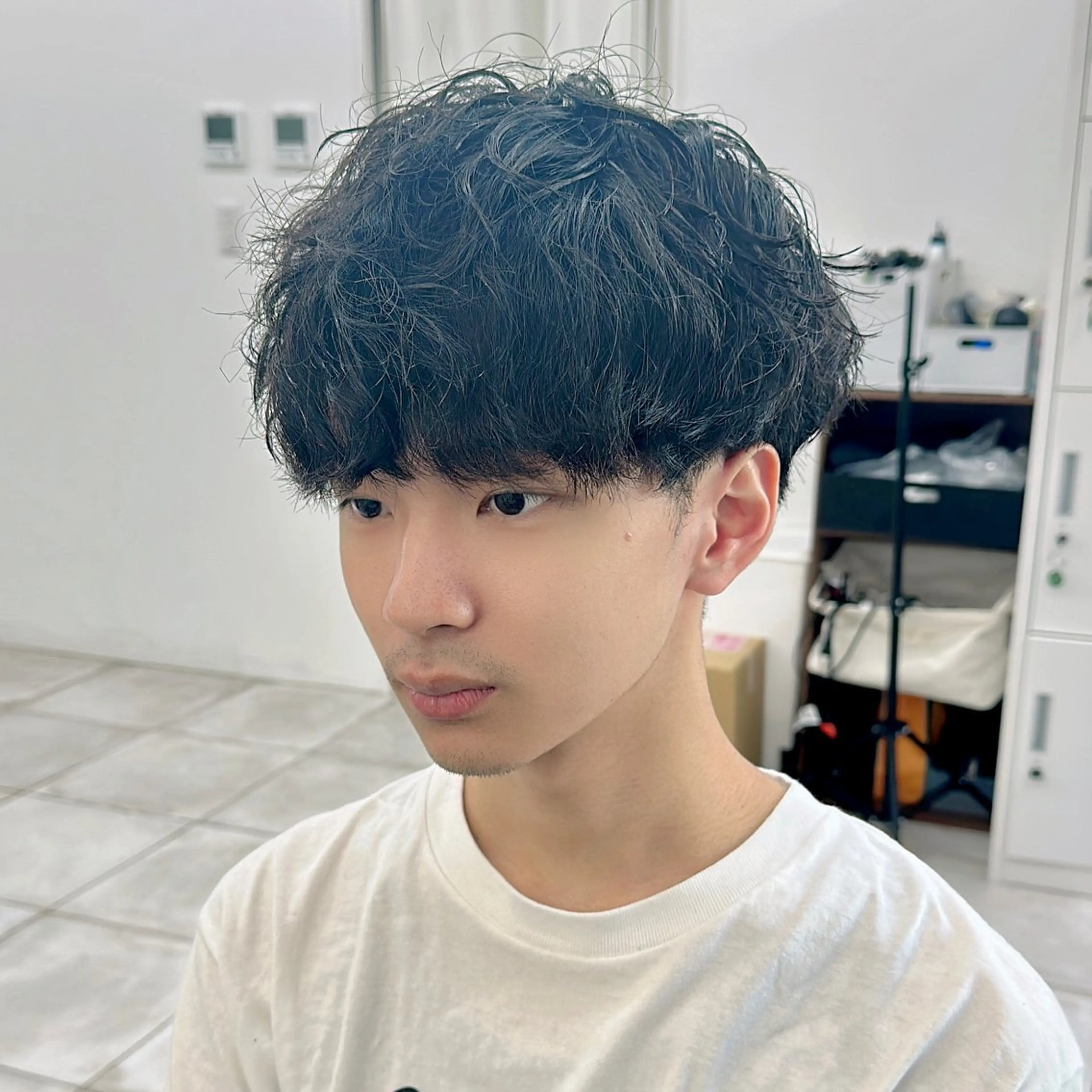 パーマ メンズ ブリーチなし/レイヤ ー特化🌈Tommyのヘアスタイル