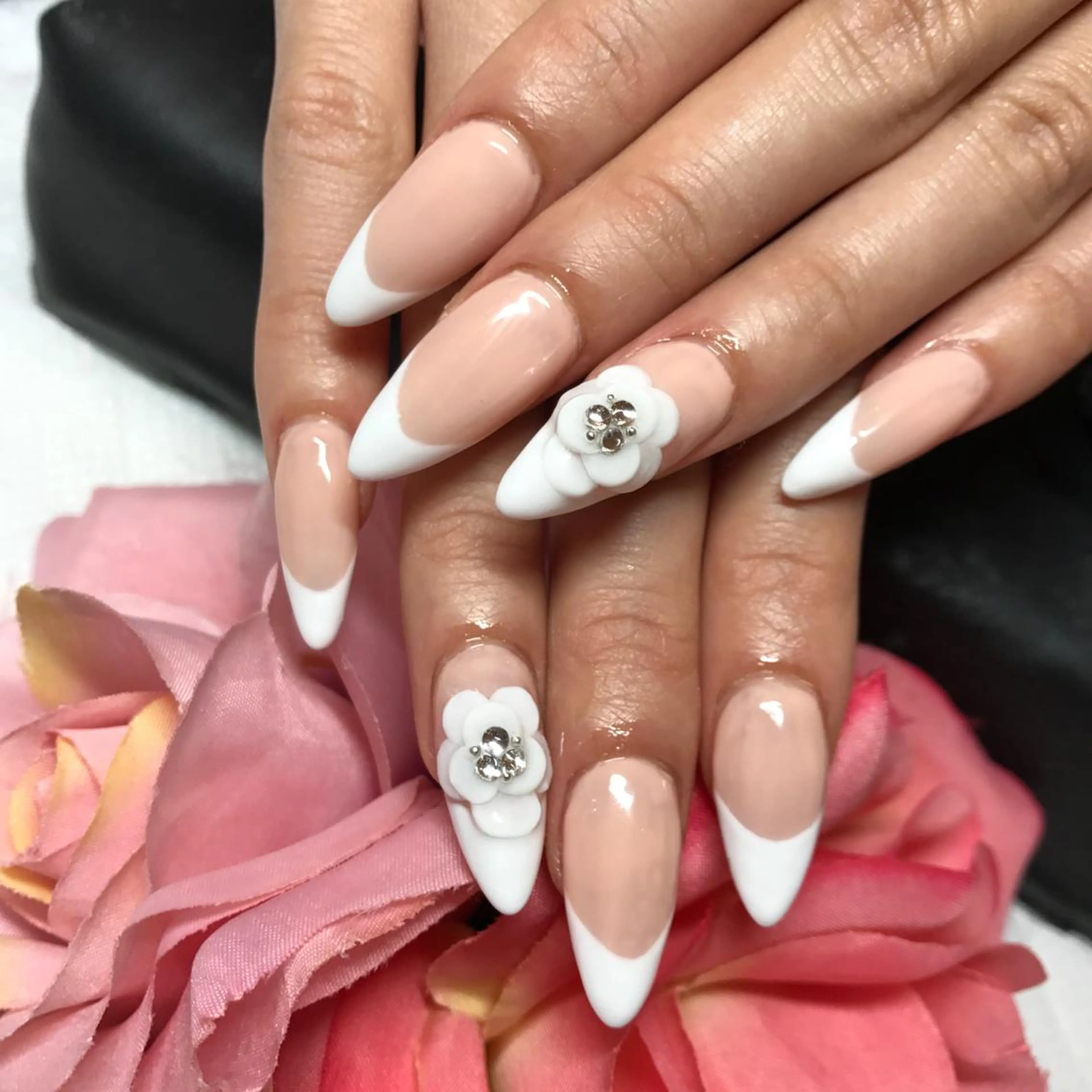 ロング ネイル 《LB》ラブリエ Nail&eyeのマツエク・マツパデザイン