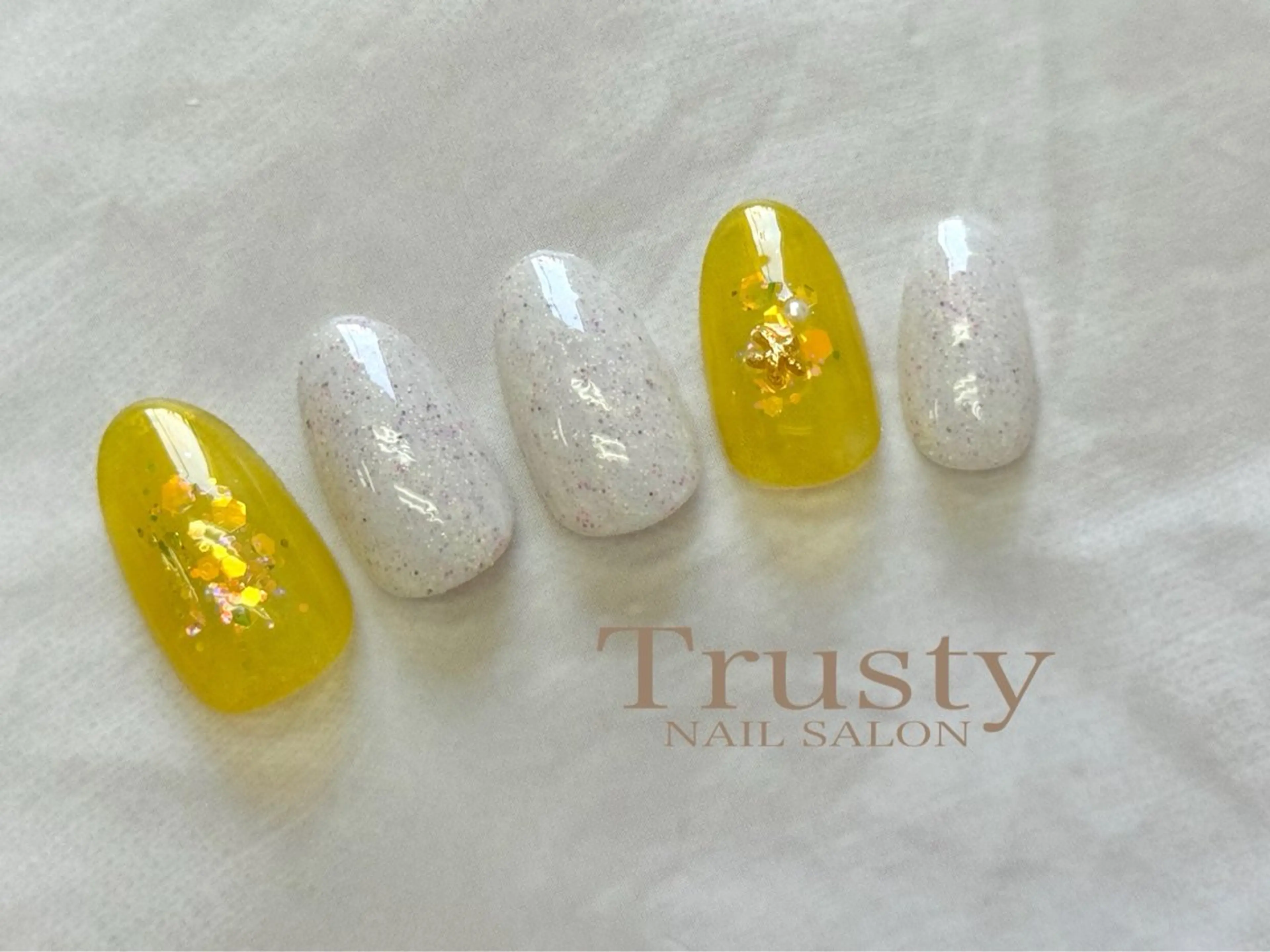 ネイル Trusty新小岩 杉山のネイルデザイン