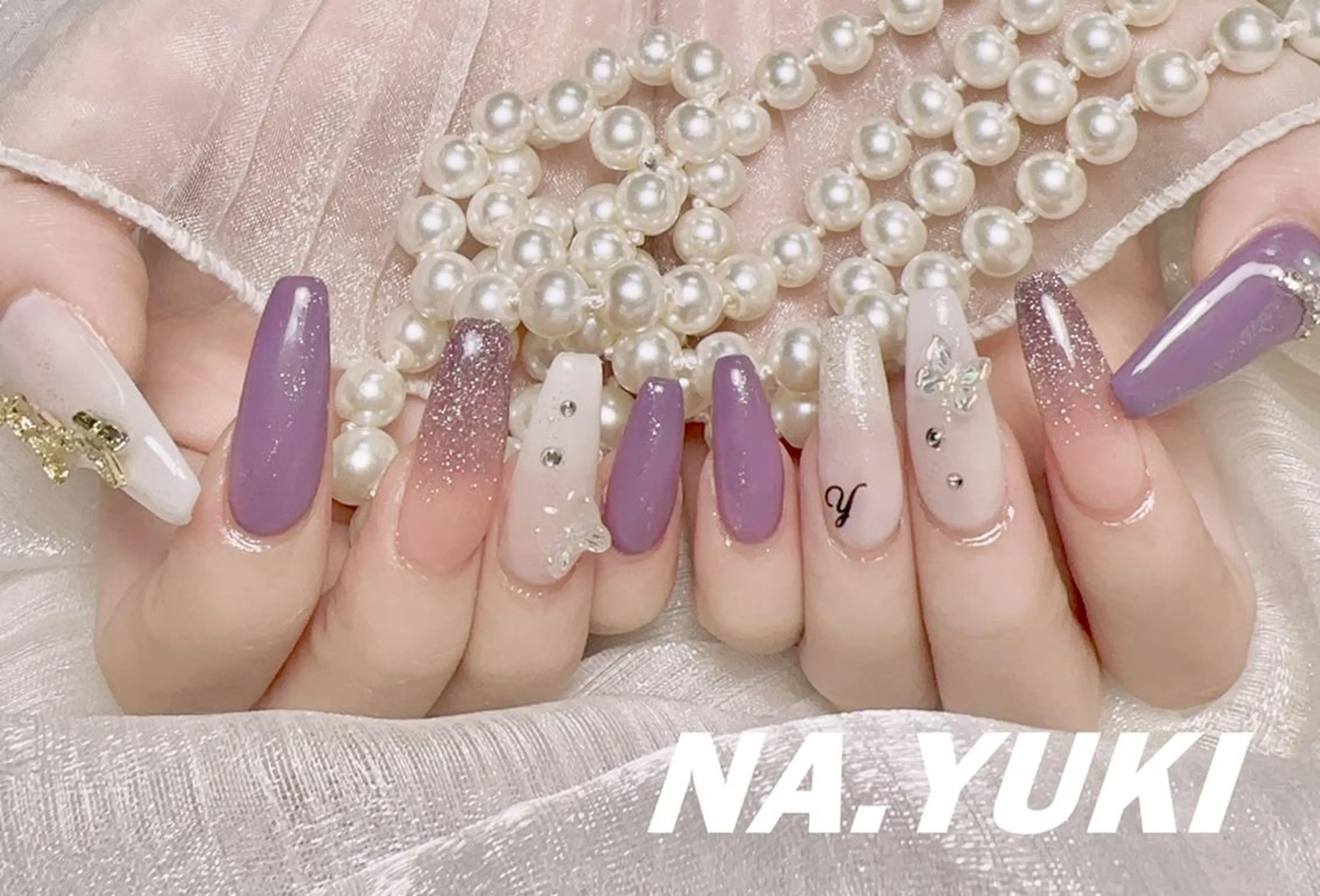 ネイル ハンドネイル ハンドケア 🌷 Mooning 🌷のネイルデザイン