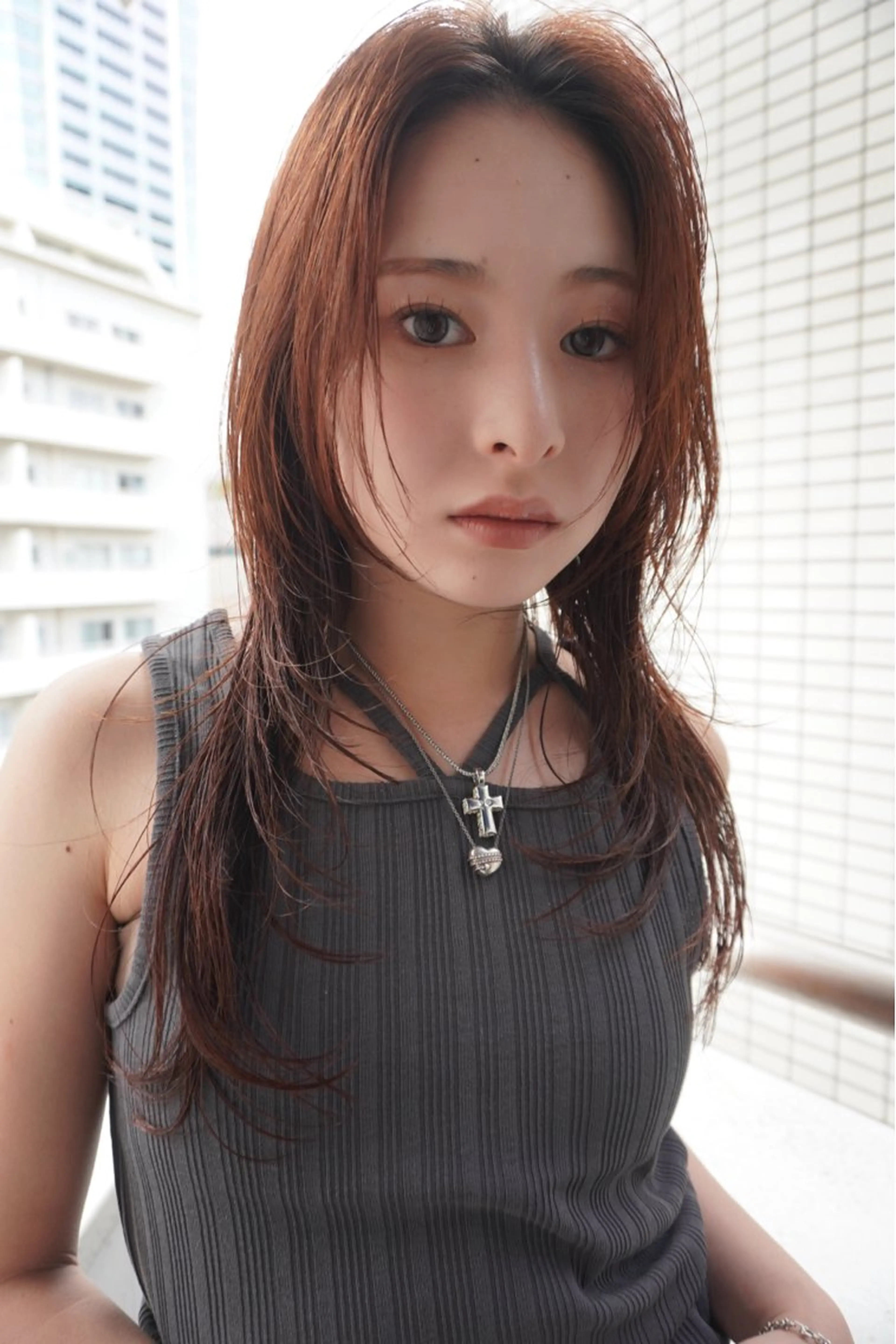 ミディアム カラー ハッシュカット レイヤーカット カット ヘアカラー トリートメント レイヤー／似合わせ TAKUYAのヘアスタイル