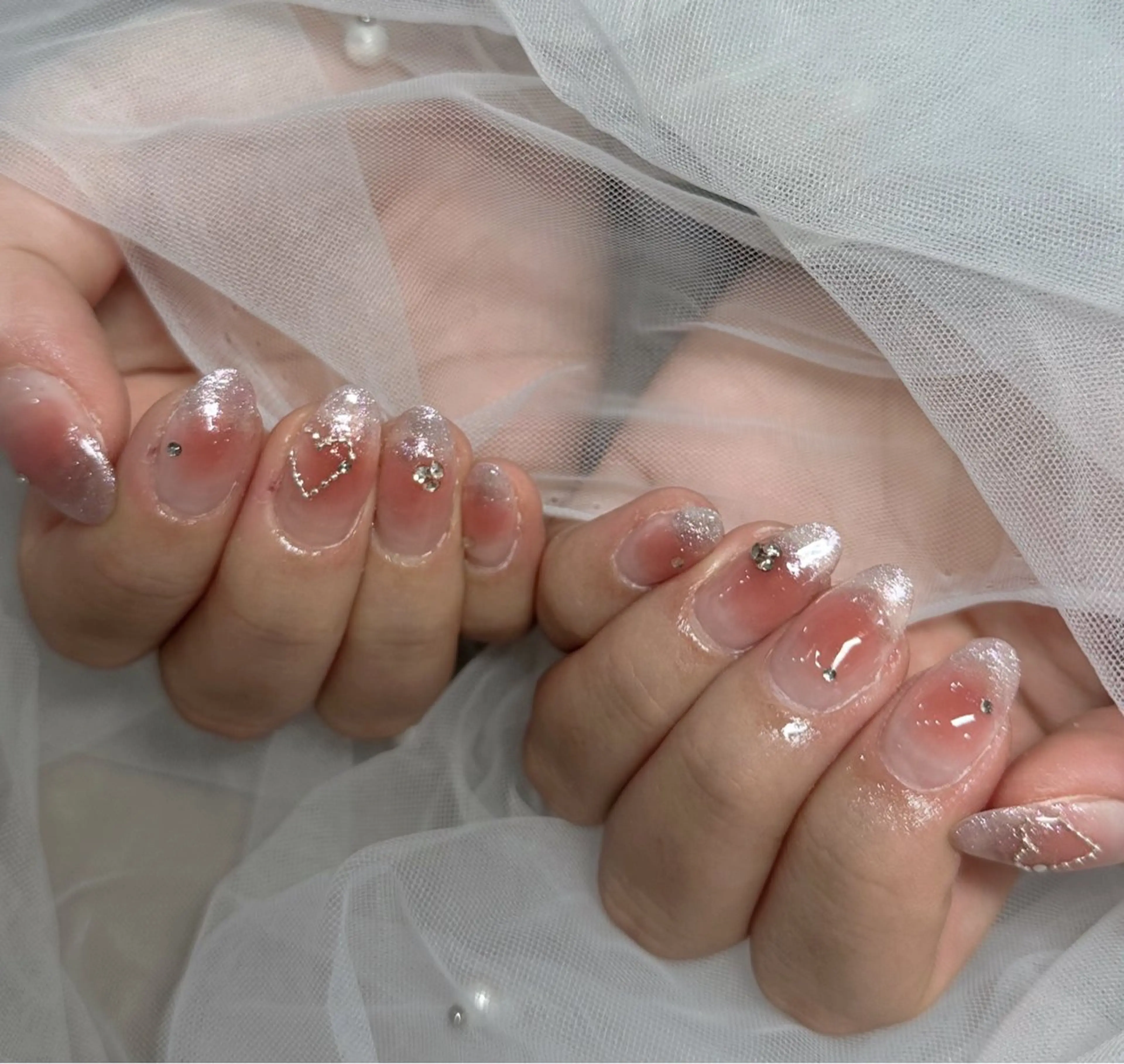 ネイル ハンドネイル フットネイル LAVISH nanamiのネイルデザイン